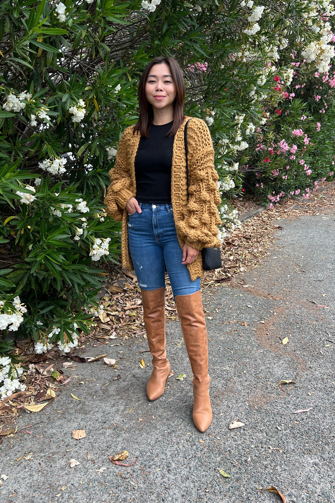 It’s spring here but I still can’t move on from Fall Fashion 🤎 this chunky cardigan is so comfortable and a perfect outerwear for Autumn evening out 

#Ltkholidaysale #LtkAustralia

#LTKHalloween #LTKsalealert #LTKstyletip