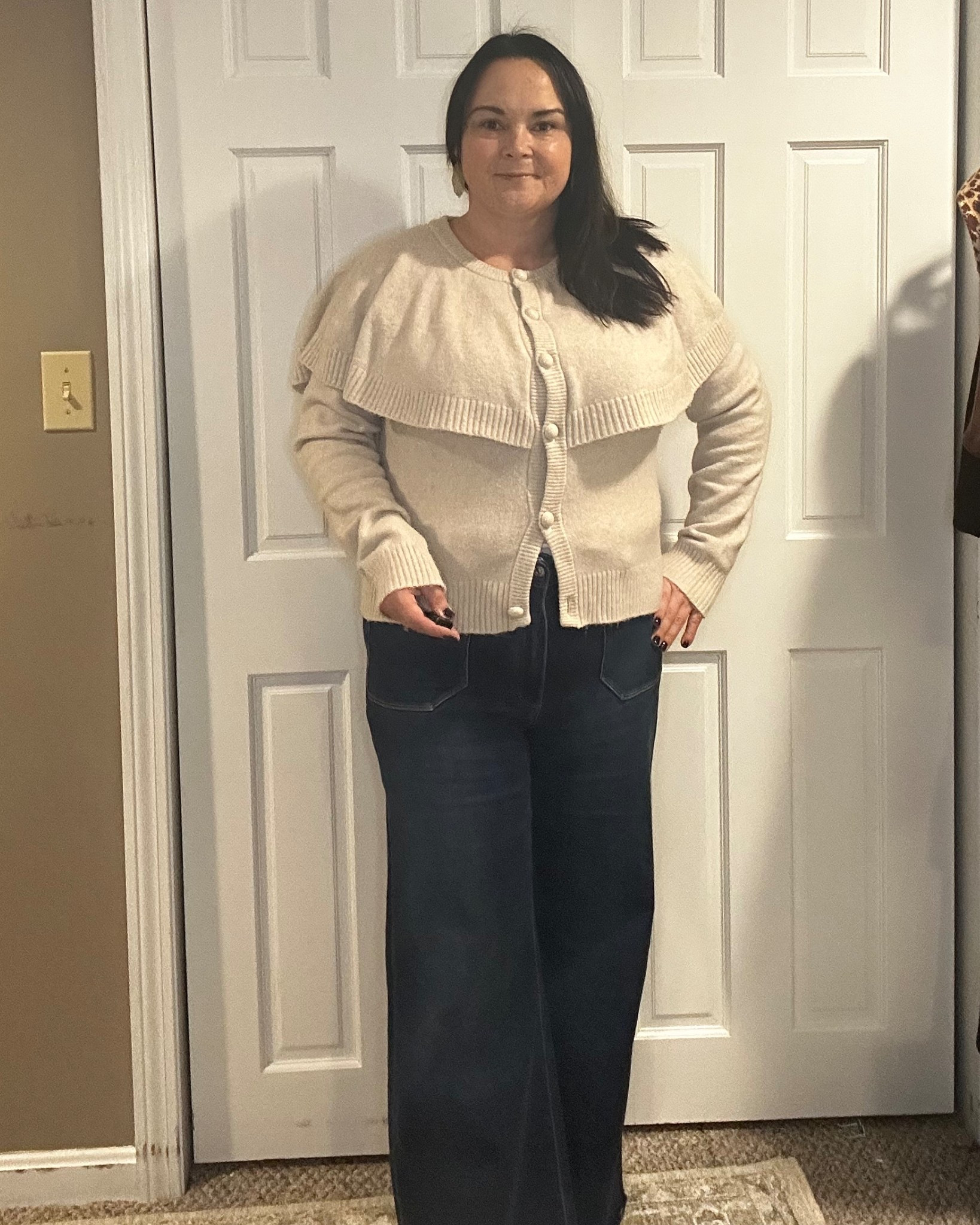 OOTD: cozy neutral outfit for a full school day 🤍
Wearing a feminine-collar cardigan (XL) and wide-leg denim (size 14). Both are super comfortable and easy for teaching — polished but still relaxed.
Everything I’m wearing is linked below. Tap for details + sizing!

neutral winter outfit, teacher outfit ideas, wide leg jeans outfit, midsize style, cardigan outfit, cozy neutral style, everyday teacher outfits, midlife fashion, winter classroom outfit, casual chic outfit, size 14 jeans outfit, XL cardigan outfit

#LTKMidsize #LTKOver40 #LTKmomlife