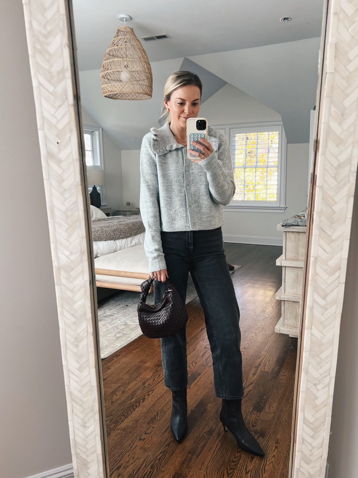 Cardigan back in stock! Bought this 2 years ago and it’s always a follower favorite. 
•small cardigan, tts 
•26R jeans, tts, I’m 5’5 and went with the shorter inseam and they shrank a little in length in the dryer, just FYI 
•linked similar boots