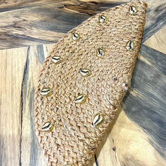 Shiraleah Beach Gold Seashell Clutch | Poshmark