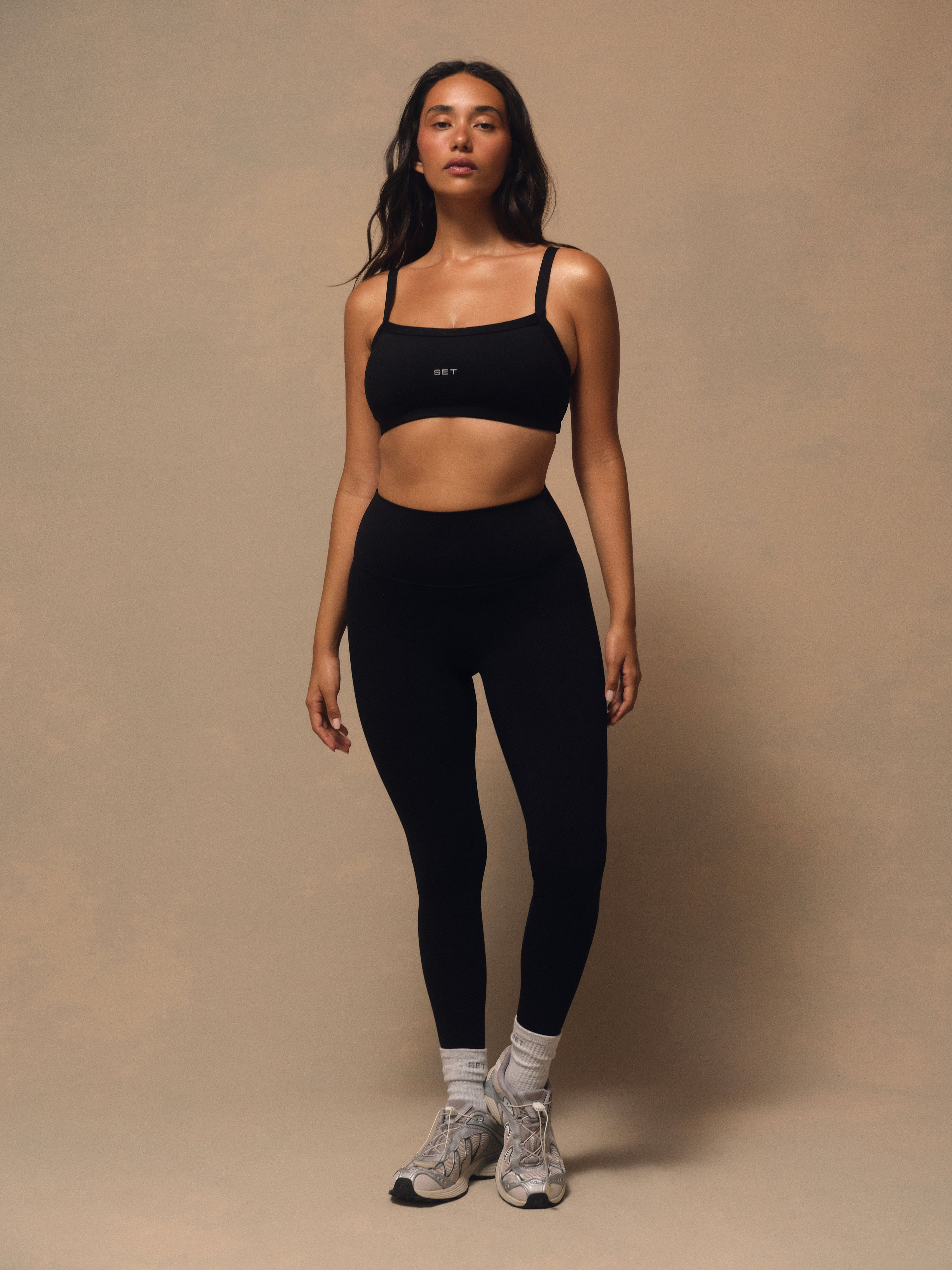 SPORTBODY\u00ae SPORTY HIGH-RISE LEGGINGS - ONYX | SET Active