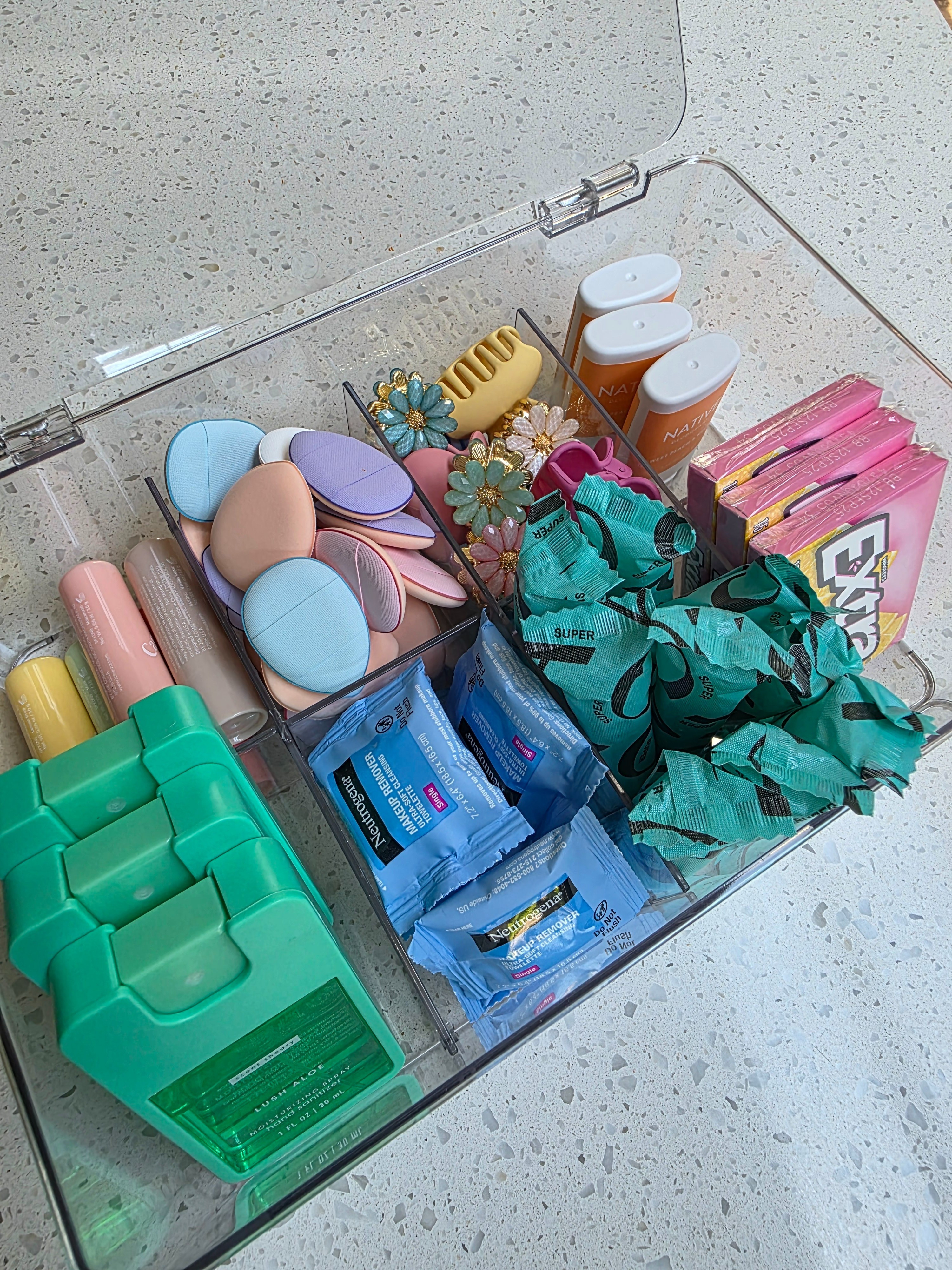 Spring purse essentials ✨️ 

