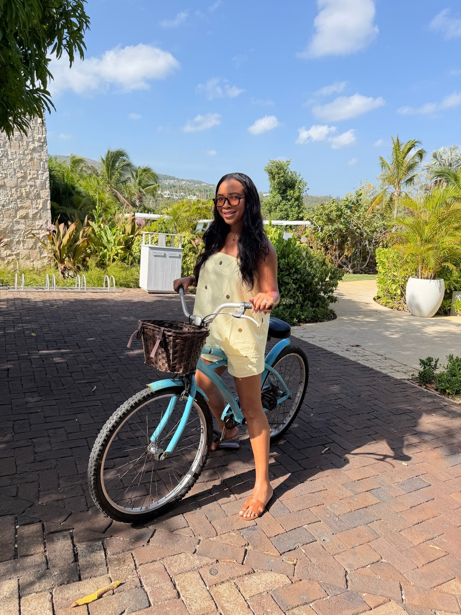 Get this look

#LTKSaleAlert #LTKActive #LTKTravel