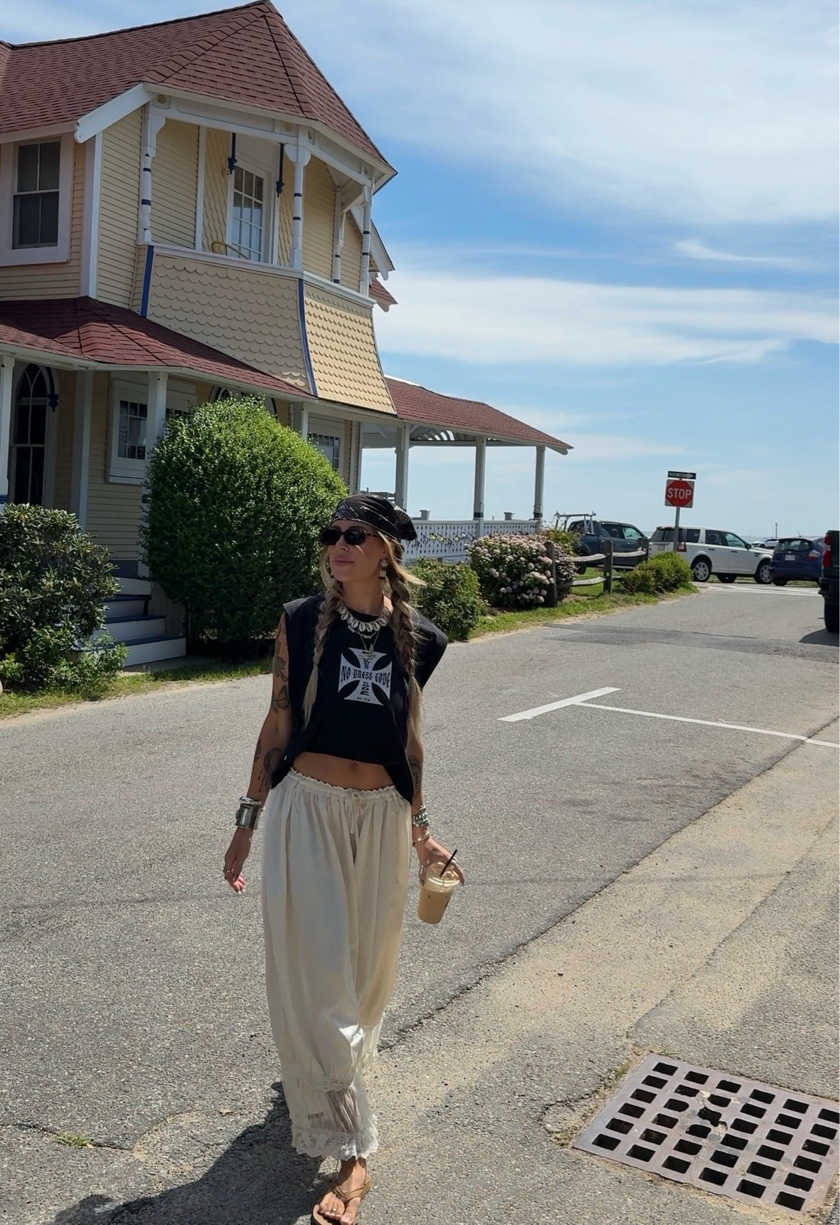 My most worn pants 🐚 they look cool with everything!

#LTKootd