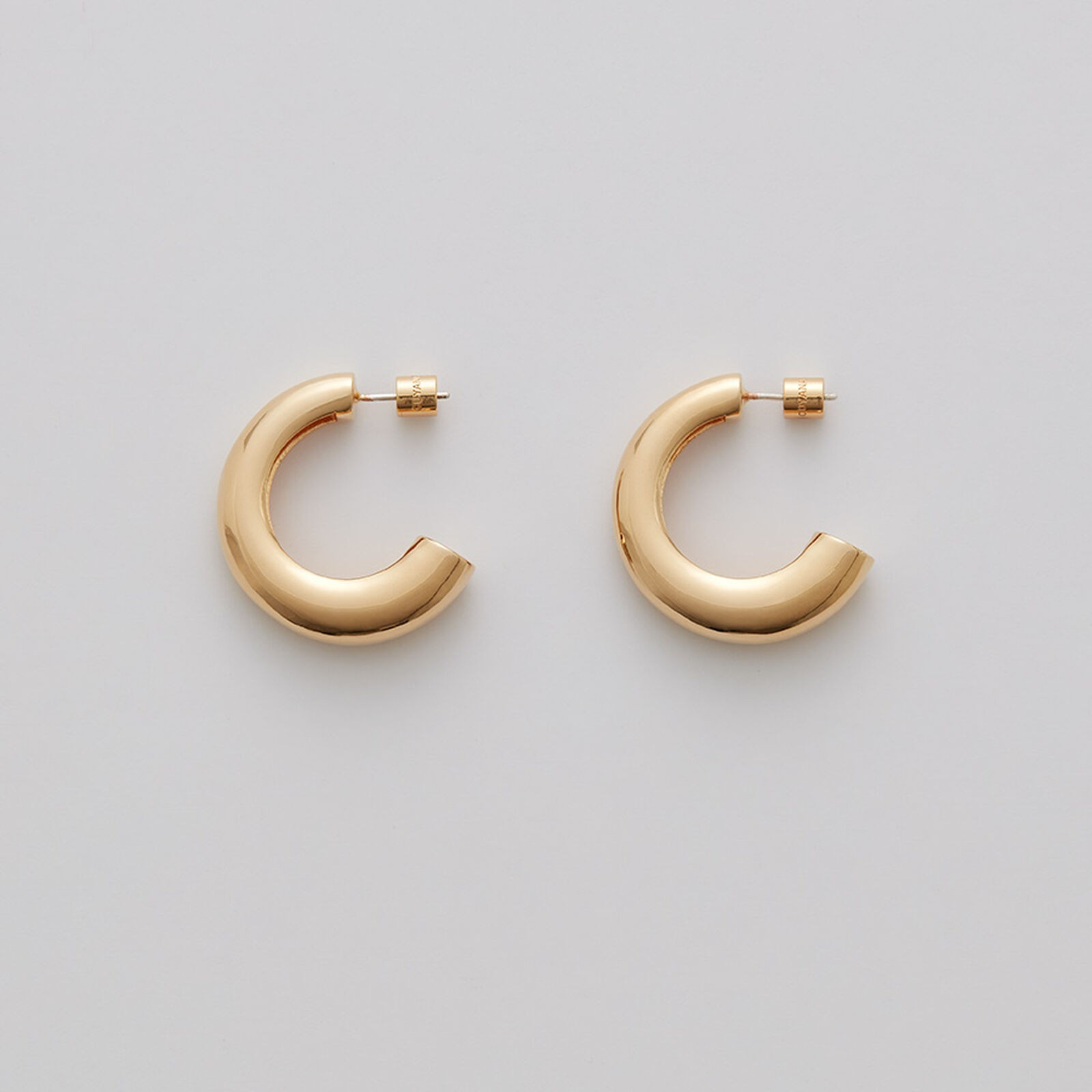 Crescent Hoop Earrings | Cuyana