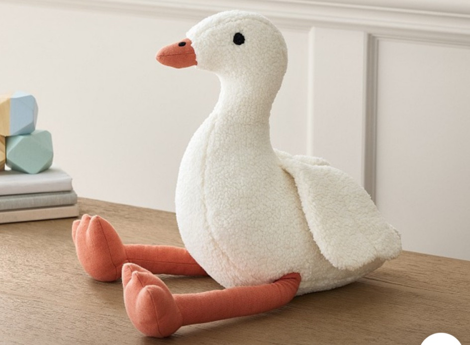 Pottery Barn plush duckling 🦆

#LTKBaby #LTKKids #LTKGiftGuide