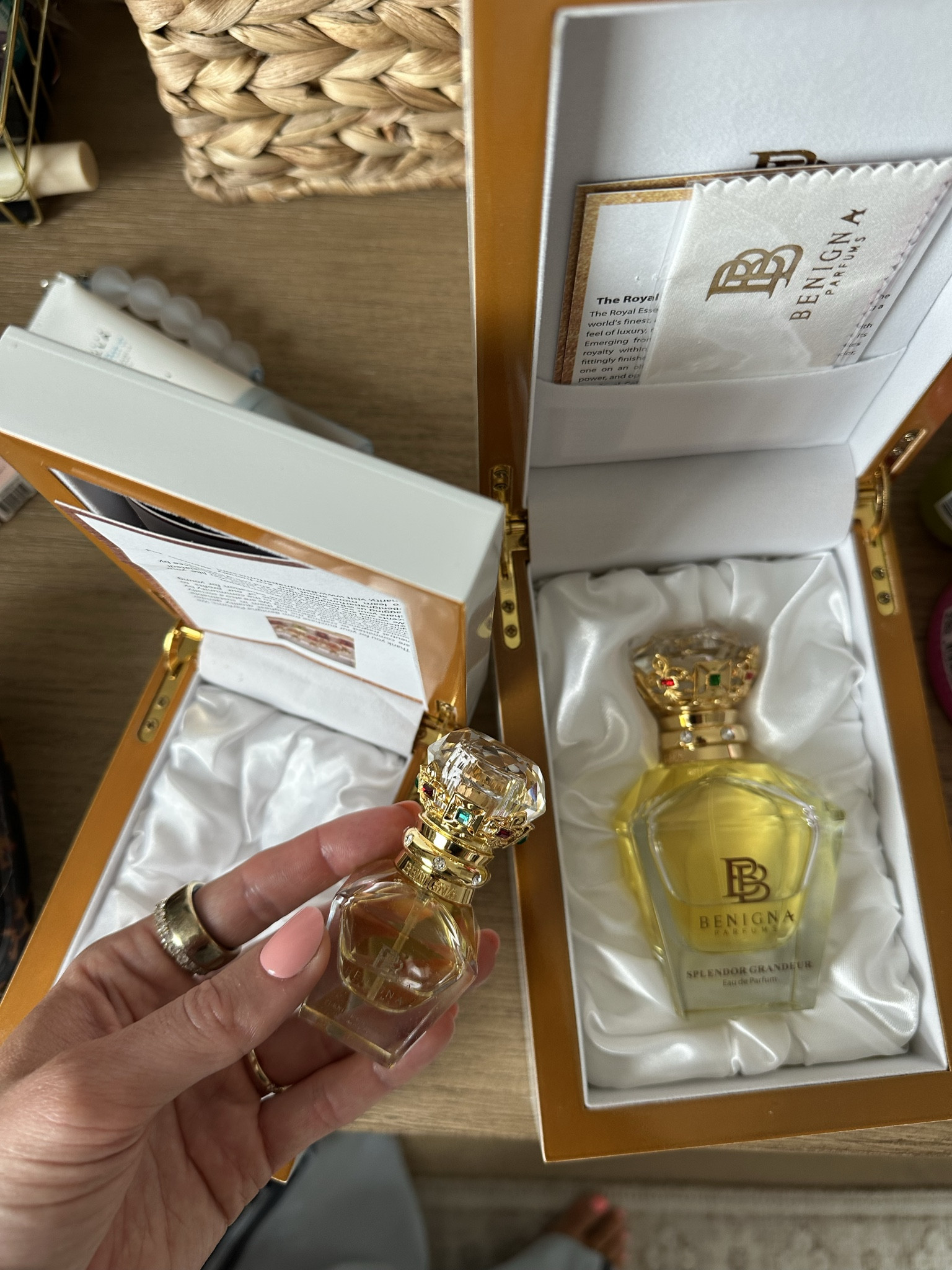 Splendor Grandeur, a citrus woody fragrance that fuses the vibrancy of citrus with the warmth of woods. This modern, luminous scent unfolds in layers of elegance, capturing the essence of splendor and grandeur.

The Opening:
The journey begins with a radiant burst of Neroli and Orange Oil LMR Sustainable, infusing the fragrance with zesty freshness and invigorating brightness. This vibrant introduction energizes the senses and sets a luminous, uplifting tone.

The Heart:
At its core, a refined bouquet of Orange Flower Water Absolute Tunisia LMR and Jasmin Absolute Sambac LMR emerges, intertwined with the sensuality of Musk. This harmonious floral-musky accord conveys sophistication, elegance, and understated opulence.

The Base:
The fragrance settles into a captivating foundation of Cedarwood, Amber Xtreme, and Musk, evoking the depth and warmth of traditional incense with a contemporary twist. The woody-resinous base adds mystery, allure, and an enduring signature that lingers gracefully.

The Essence:
Splendor Grandeur celebrates luminous modernity, where citrus brightness meets floral elegance and woody sophistication. It is a fragrance that elevates every moment, leaving a radiant, unforgettable impression.

#LTKBeauty #LTKselfcare #LTKgrwm