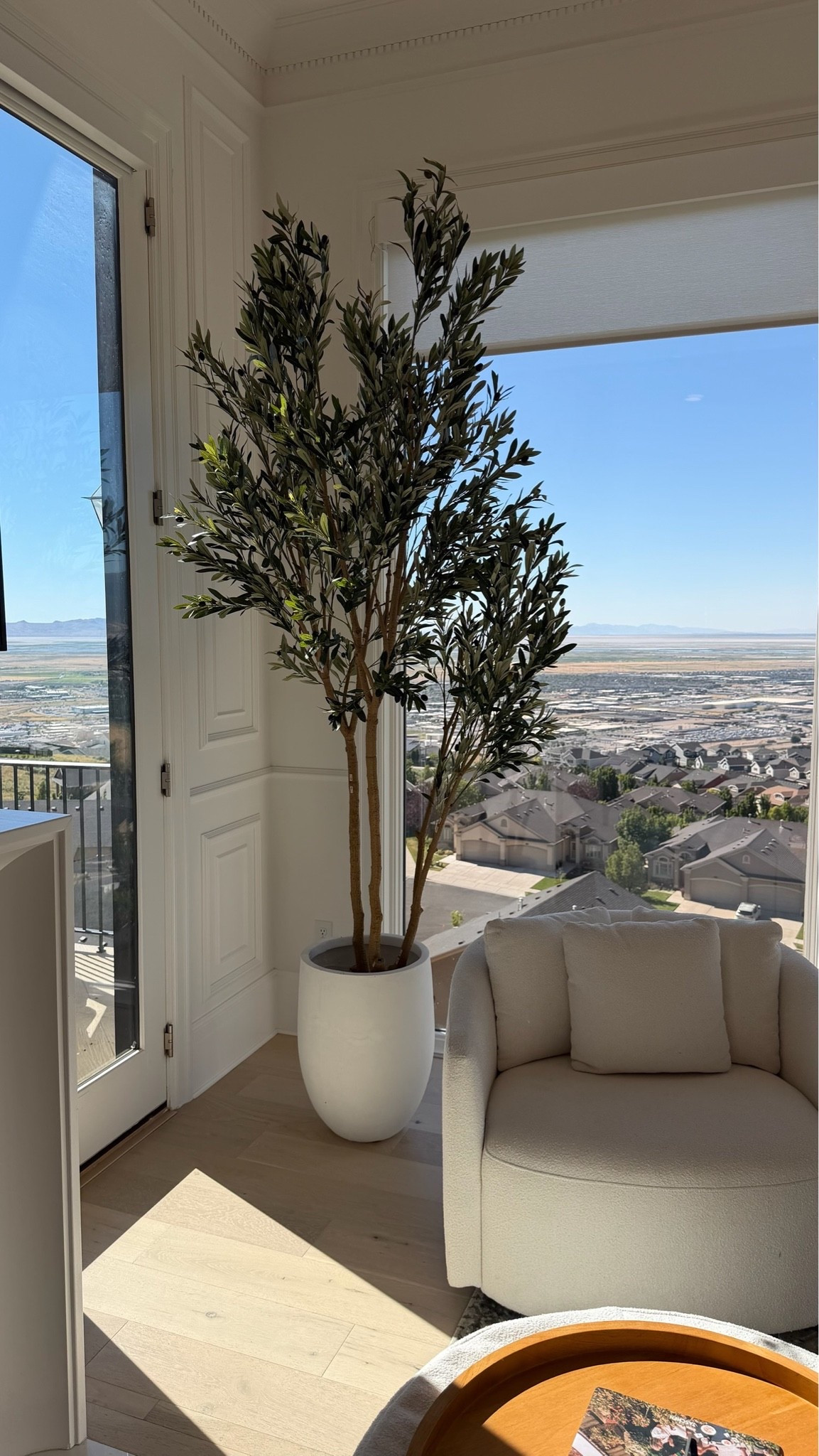 The best faux tree! Such a great large size - I got one for both indoor and outdoor!

Amazon home, Amazon faux tree, faux olive tree, home decor

#LTKHome #LTKSeasonal #LTKdayinmylife