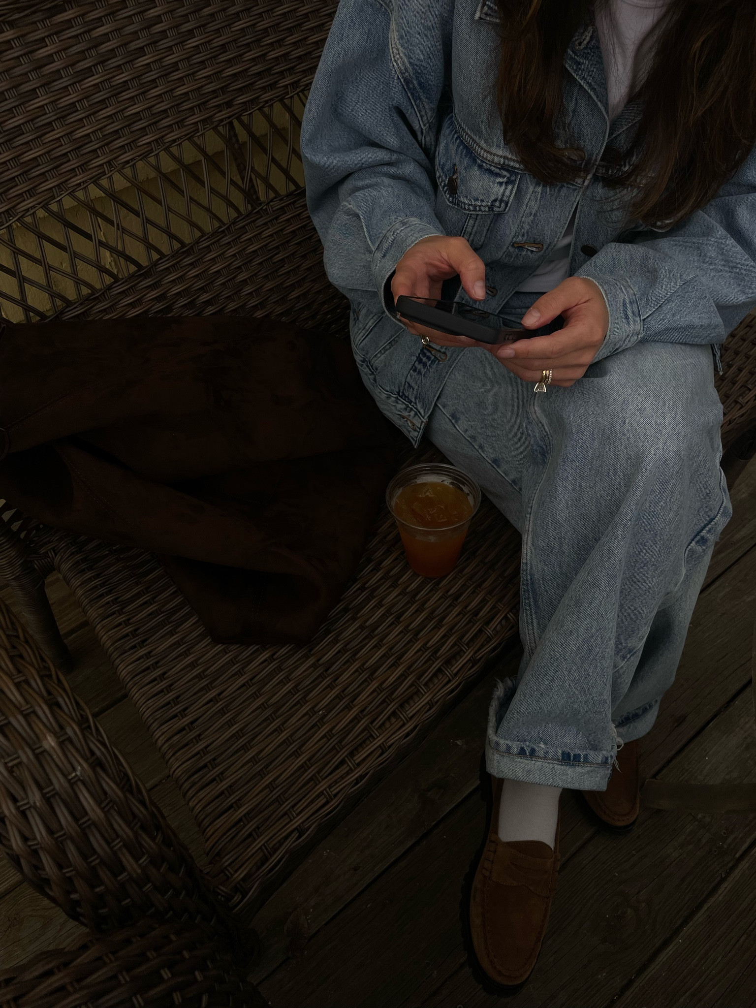 Fall outfit. Denim on denim. Levi’s. Brown suede bag  

#LTKItBag #LTKSeasonal #LTKStyleTip