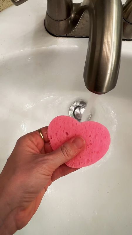 These compressed facial sponges are great for travel and to prevent ruining your washcloths!! 

Amazon finds / travel / skincare 

#LTKVideo #LTKbeauty #LTKtravel