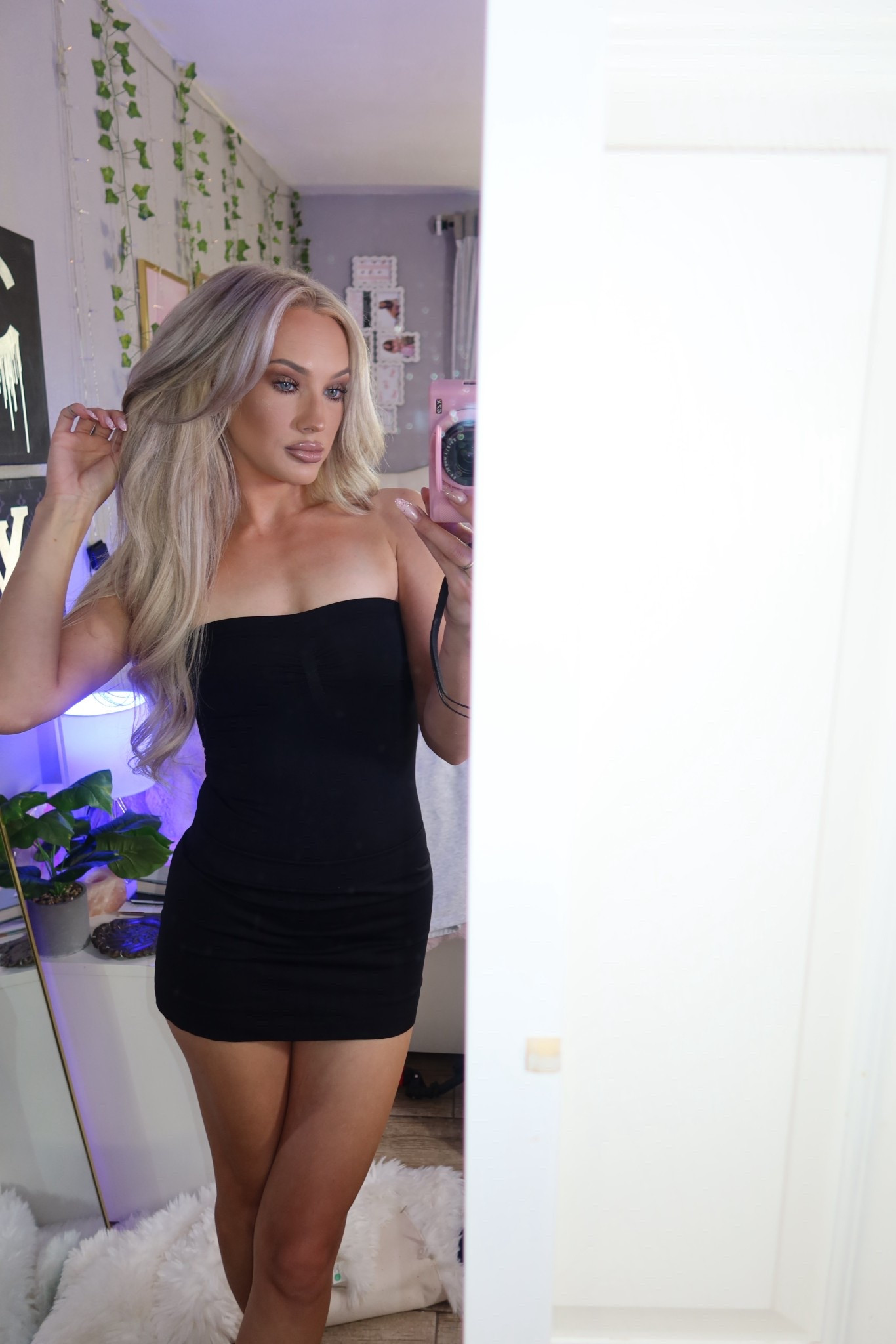tube top linked 🖤🫶🏼 skirt is sold out. discount: 2Shaxokelliscott547

#LTKootd #LTKgrwm #LTKselfcare