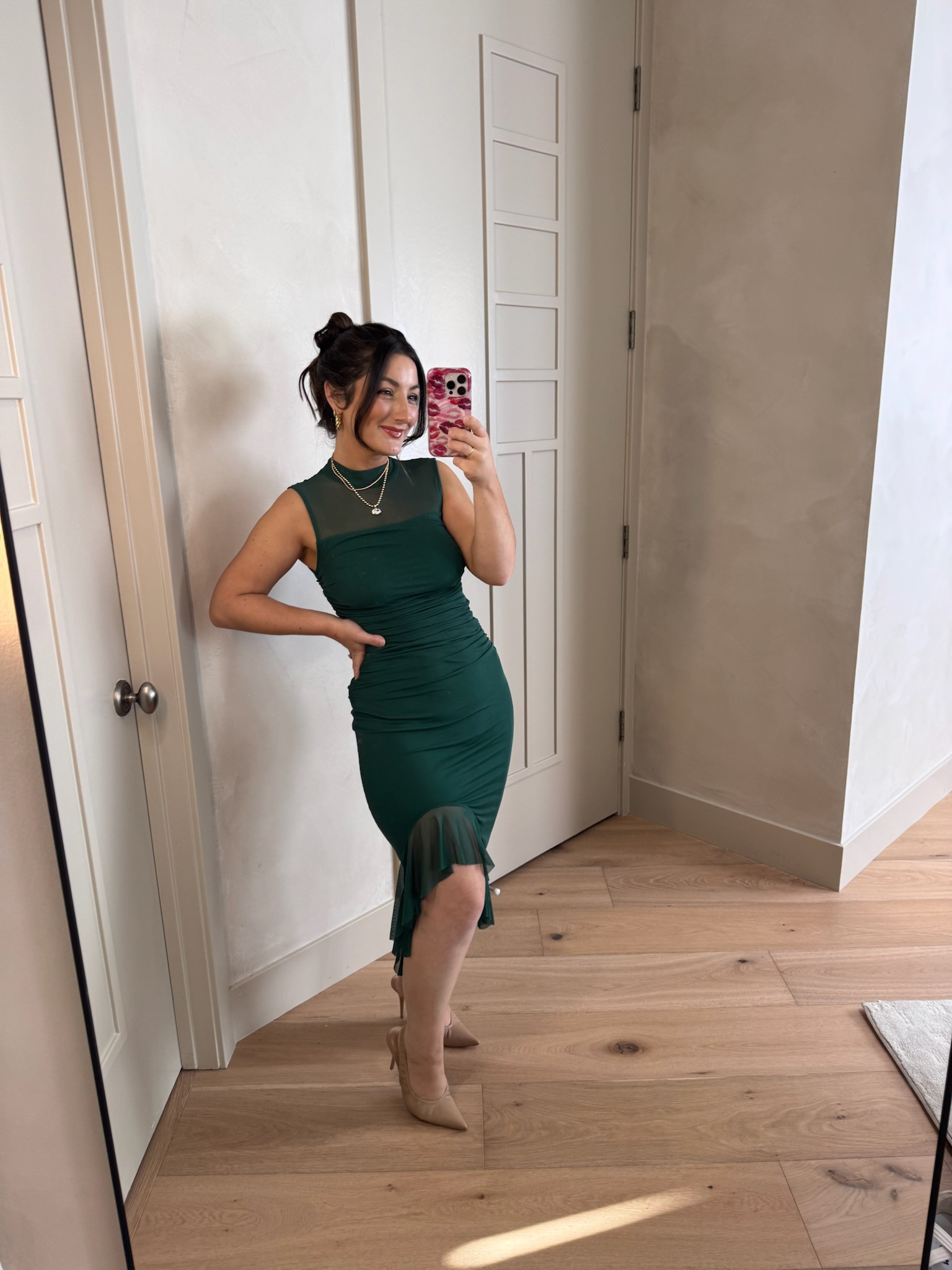 Petite friendly wedding guest or event dress! 

I'm wearing a size small 

(5'0" 140lbs) Petite friendly

#LTKSaleAlert #LTKPetite #LTKWedding