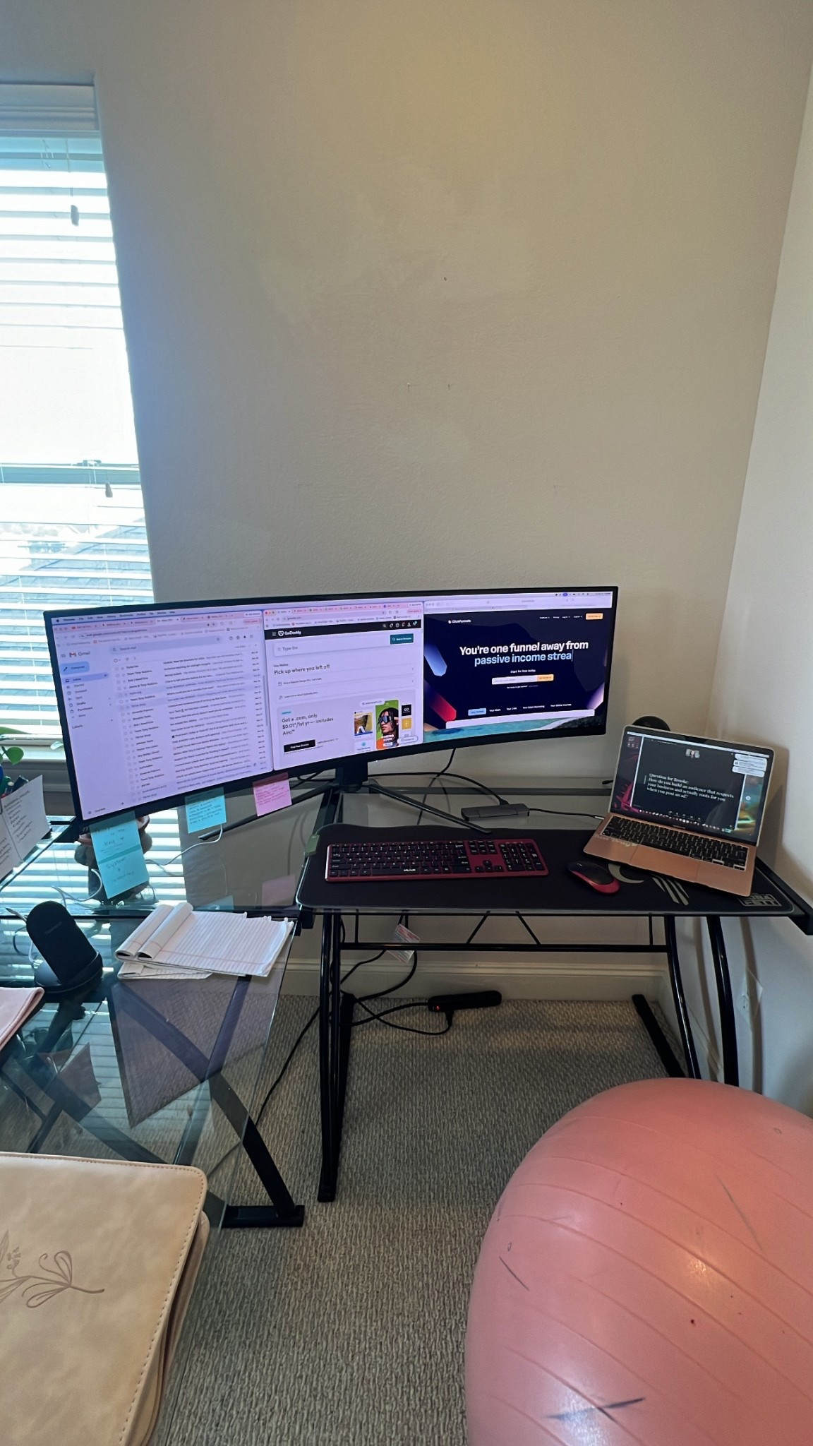 Work from home set up

#LTKstorytime #LTKdayinmylife #LTKWorkwear