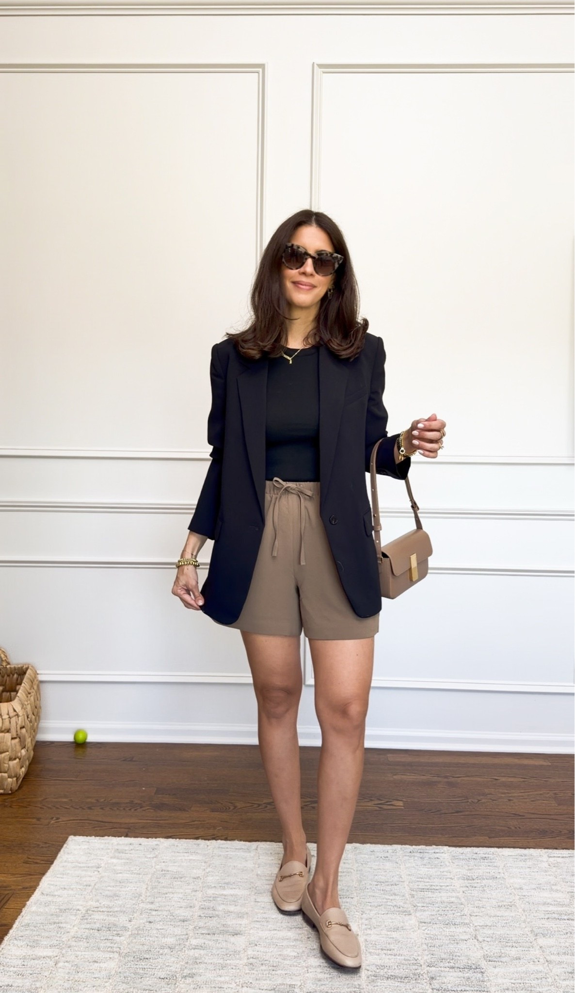 Day 8 of 30 of Spring Outfits as a mom living in the Chicago suburbs 🌸 The viral pants are now available in shorts and they’re SO good!! Same flattering fit and comfortable fabric, but perfect for warmer weather Sizing: Shorts run TTS, wearing a size Small Top size medium Blazer size Small Loafers TTS. #LTKgrwm

#LTKSeasonal#LTKOver40

#LTKgrwm #LTKootd #LTKSeasonal