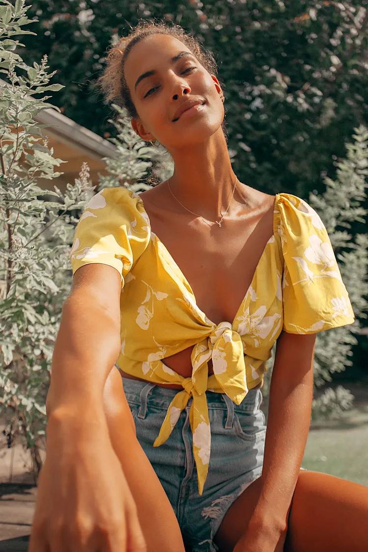 Tied for First Mustard Yellow Floral Print Tie-Front Crop Top | Lulus (US)