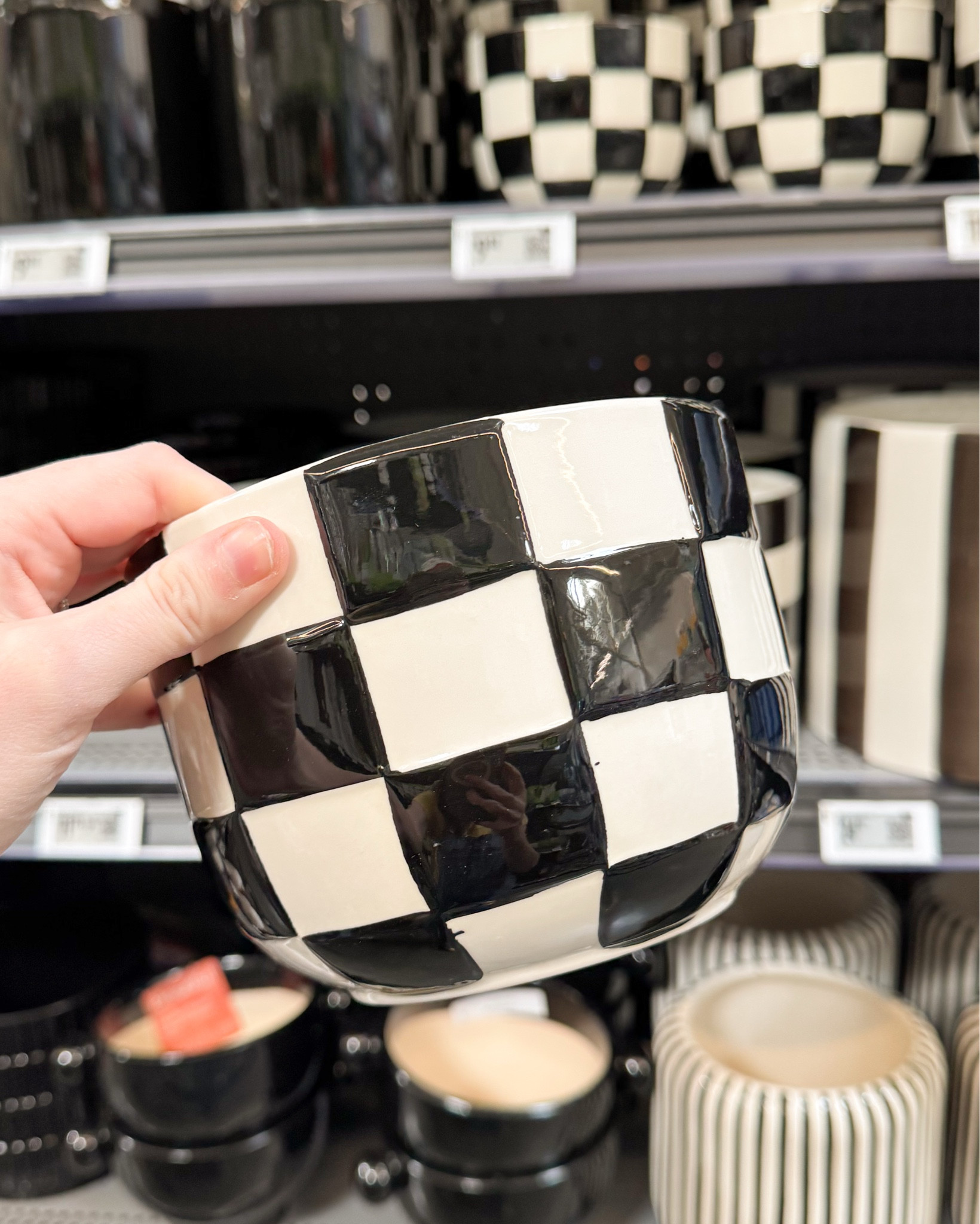 Checkered obsessed & my wallet is THRIVING 🖤🤍 Found this McKenzie Childs dupe at Walmart and it is giving everything. The black and white checkered ceramic planter is so good in person — you’d never guess the price. Linking it on my LTK so you can grab it before it’s gone! 🛒
#LTKhome #LTKfindsunder50 #LTKstyletip

#LTKSaleAlert #LTKHome #LTKWedding