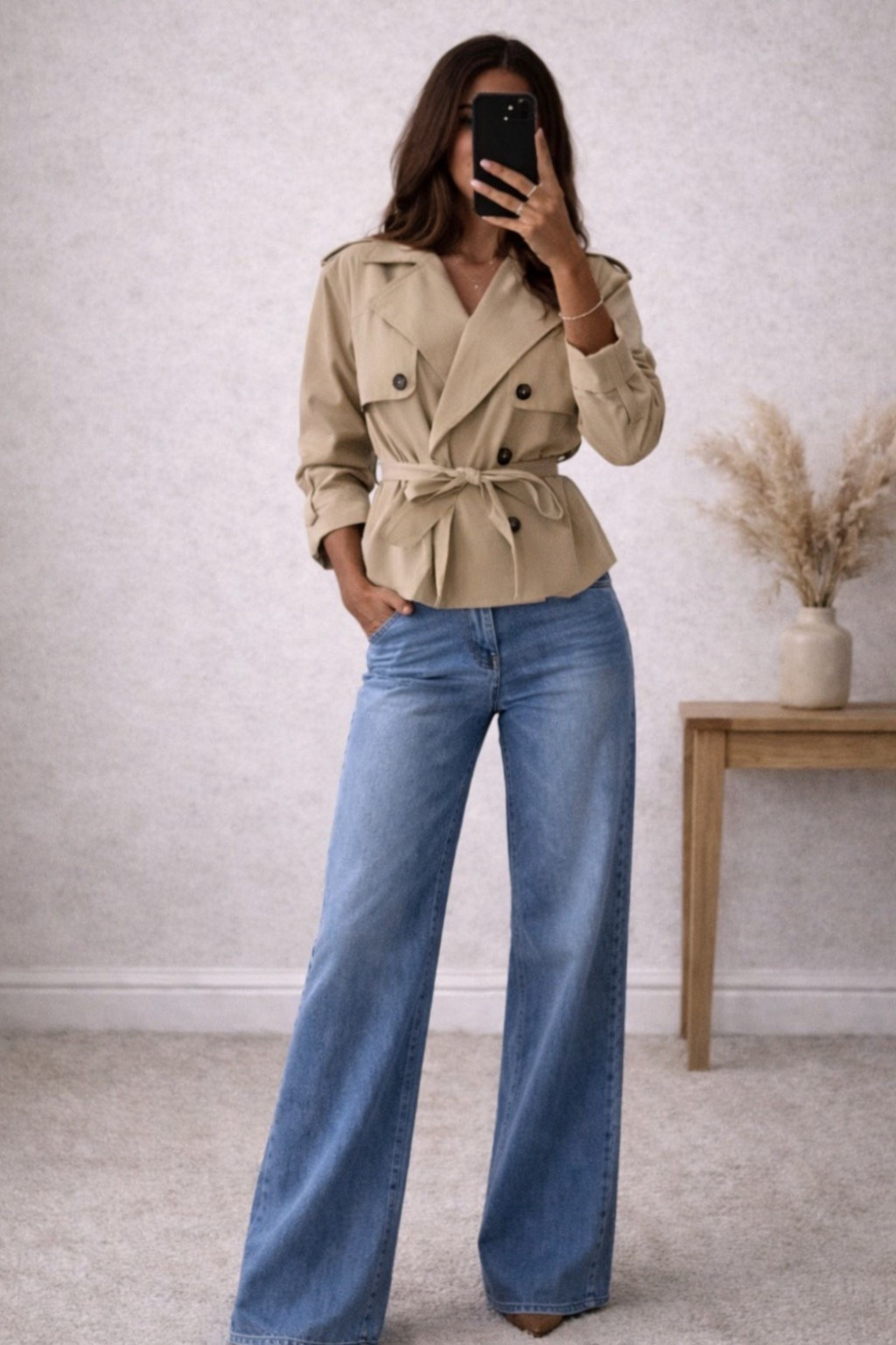 The trench that instantly pulls everything together 🤎
Structured waist + wide leg denim = effortless but elevated.

#LTKmomlife #LTKootd #LTKdayinmylife