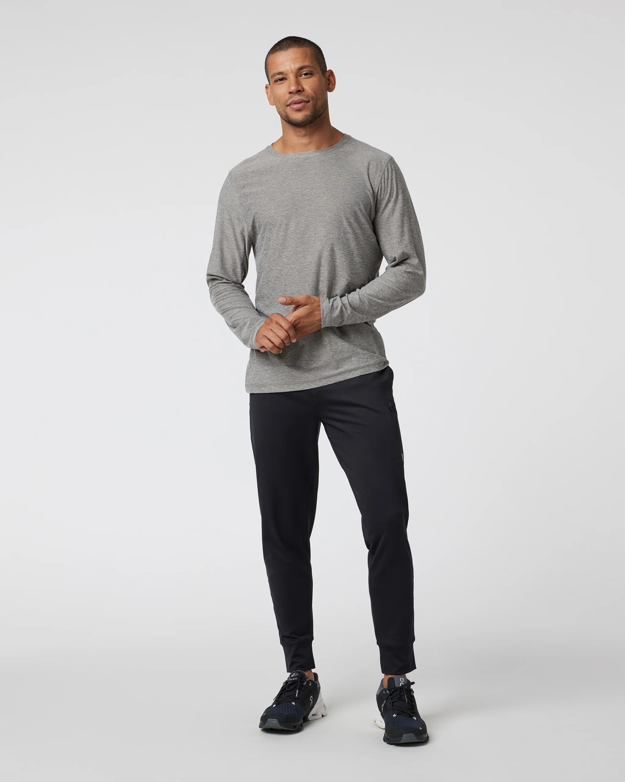 Sunday Performance Jogger 30" | Black | Vuori | Vuori Clothing (US & Canada)