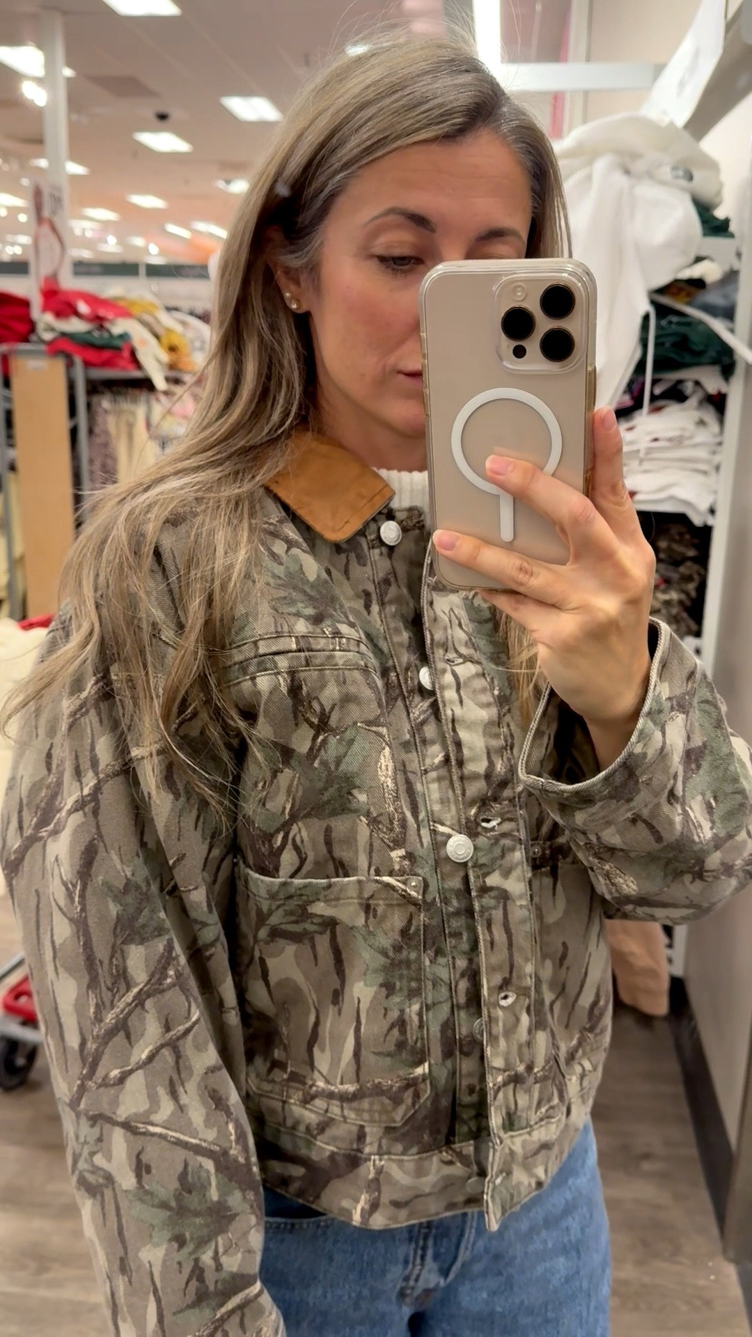 Ahhh this Wild fable camo jacket from Target checks all the boxes!👏🏻👏🏻 soooo good! Wearing an XS but I think I would size up for sure! $45!

#LTKootd #LTKPetite #LTKOver40