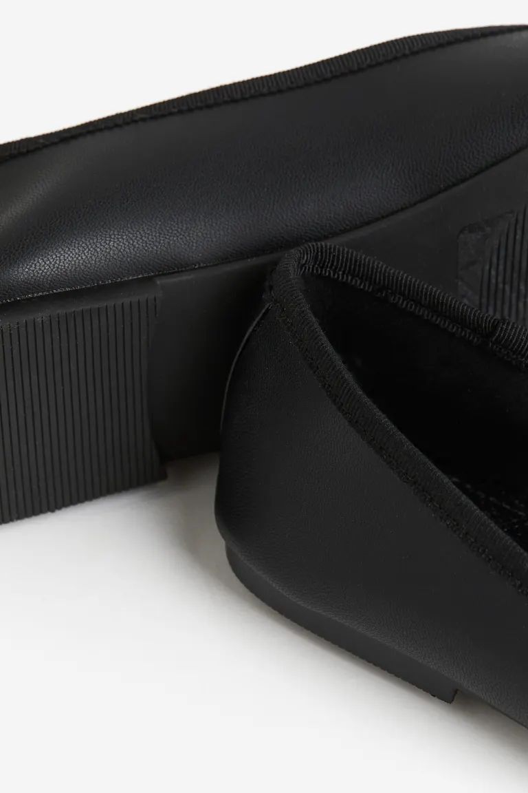 Ballet pumps - Black - Ladies | H&M GB | H&M (UK, MY, IN, SG, PH, TW, HK, KR)