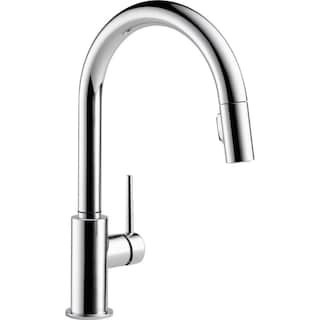 Trinsic Single-Handle Pull-Down Sprayer Kitchen Faucet with MagnaTite Docking in Chrome | The Home Depot