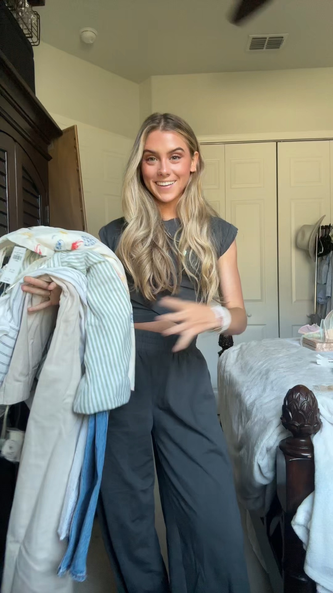 @abercrombie Abercrombie Haul! I typically wear the size XS, 25 R in Abercrombie. #abercrombie #abercrombiehaul #abercrombietryon #outfit #ootd #outfitoftheday #outfitofthenight #outfitvideo #whatiwore #style #outfitinspo #outfitideas#springfashion #springstyle #summerstyle #summerfashion #tryonhaul #tryon #tryonwithme #trendyoutfits #trendyclothes #styleinspo #trending #currentfashiontrend #fashiontrends #2024trends

#LTKVideo #LTKSaleAlert #LTKFindsUnder100