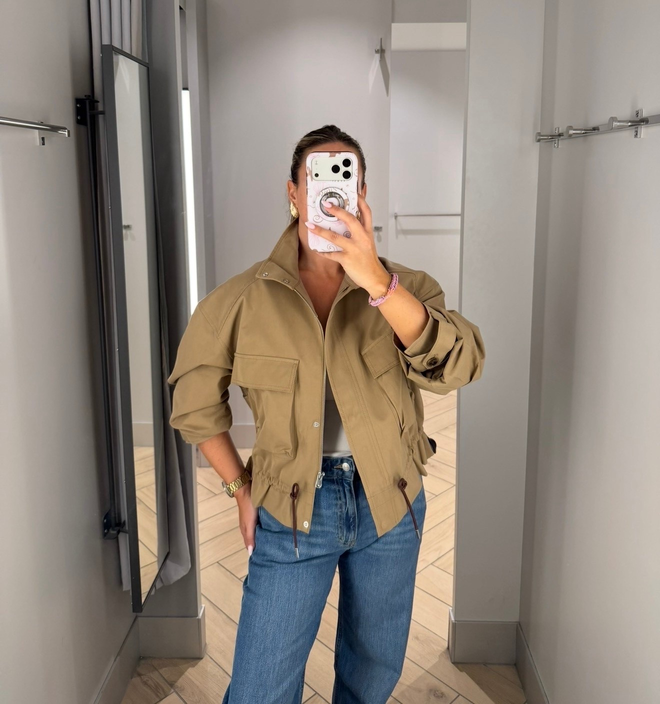 I’m wearing a size small

#LTKautumn #LTKstyletip #LTKjeans