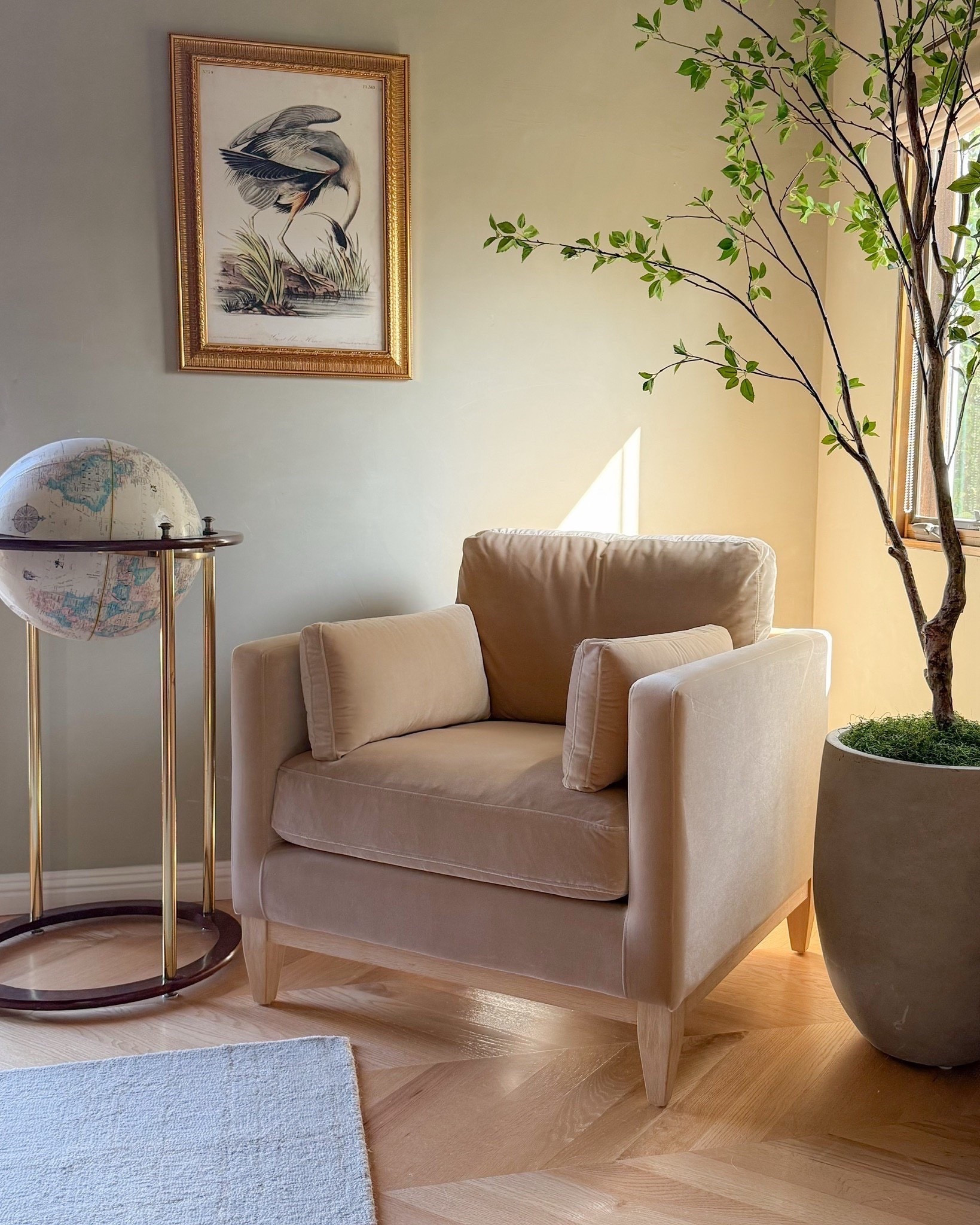 That perfect mix of comfort and class and yes, it’s from Amazon ✨ loving this neutral accent chair!

#LTKFindsUnder100 #LTKHome #LTKStyleTip