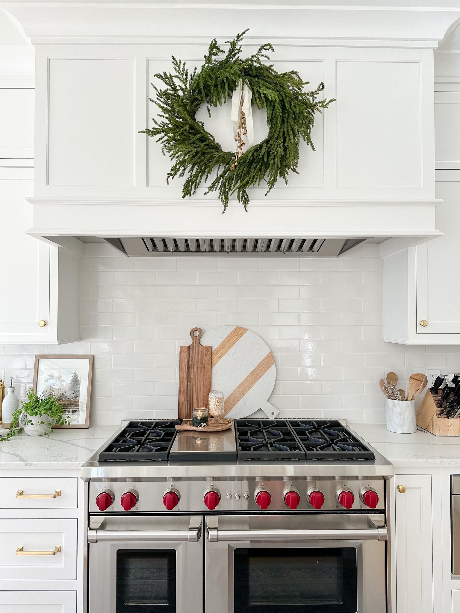 My subtle holiday kitchen decor!

Kitchen decor, countertop styling, charcuterie tray, serve ware, stovetop styling

#LTKHome #LTKSeasonal #LTKHoliday