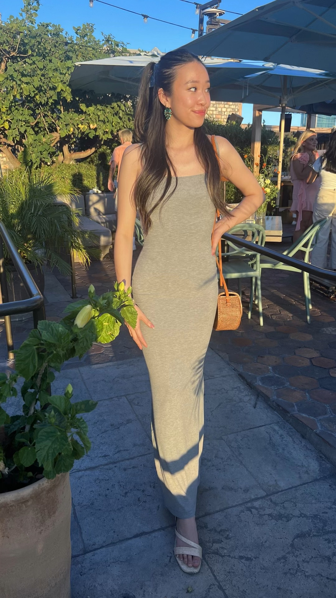 How I have abs 24/7 

(I don’t) 

Different photos from the same day of this skims dress and jewelry 

#LTKU #LTKSeasonal #LTKVideo