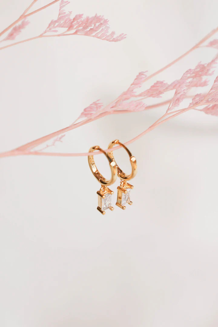 Sadie Drop Earrings - Gold | Petal & Pup (US)