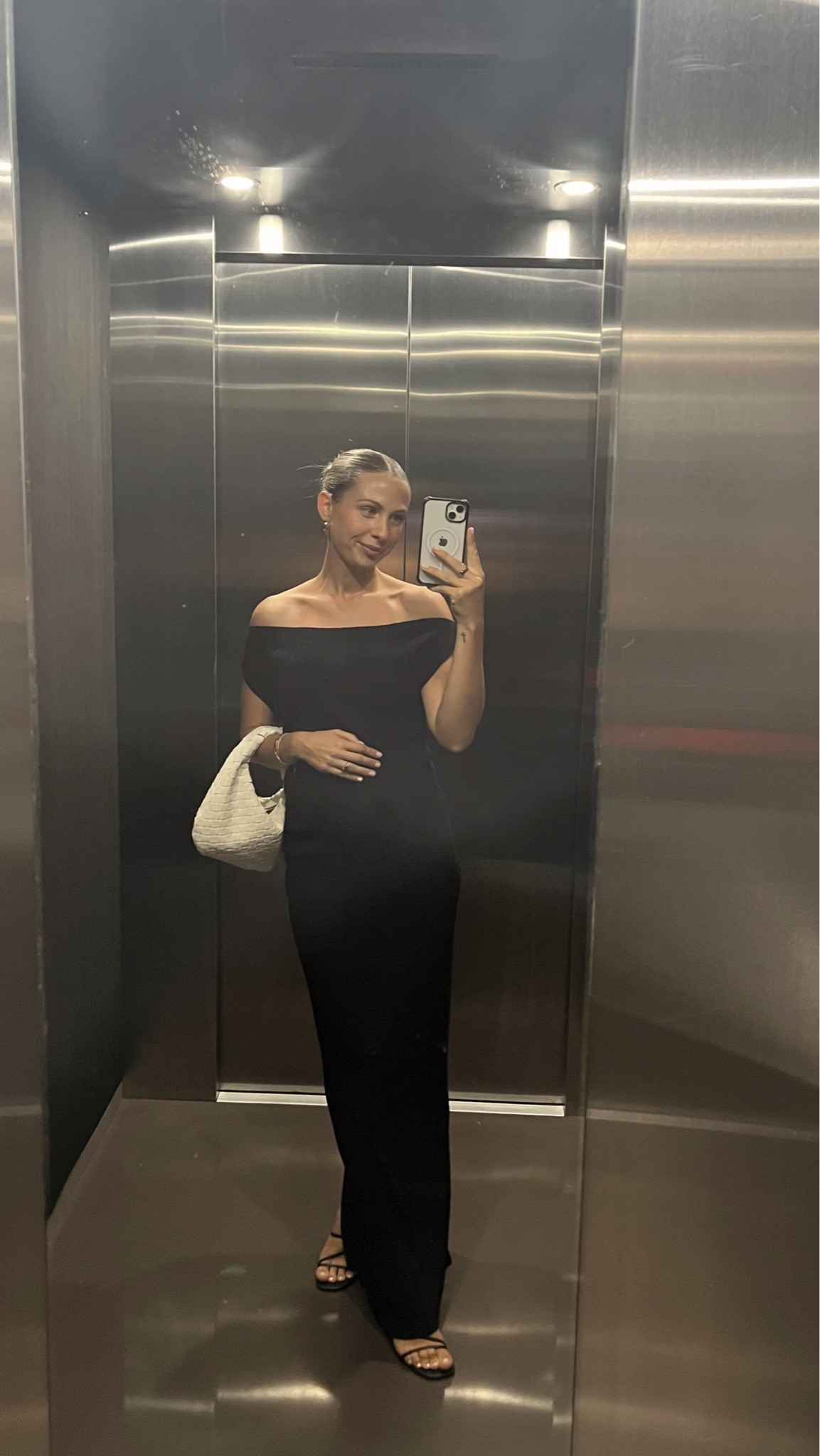 Perfect black dress 🖤
#dissh #billini #blackdress

#LTKbump #LTKwedding #LTKparties