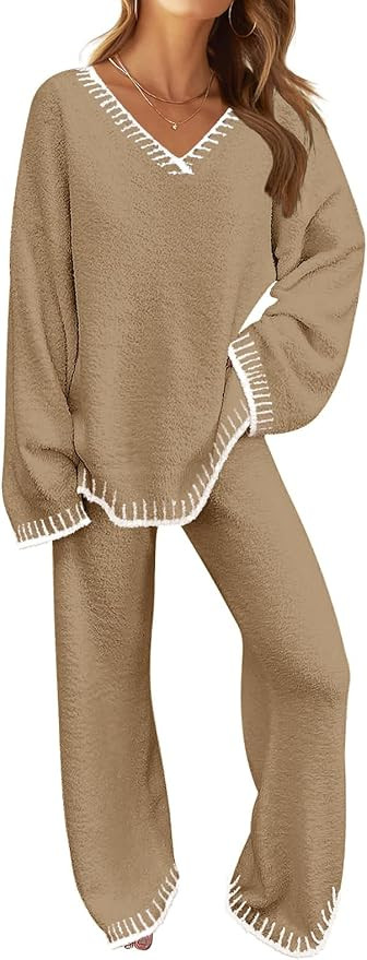 MEROKEETY Women's 2 Piece Outfits Fuzzy Fleece Long Sleeve Tops and Pants Pajamas Sets Loungewear | Amazon (US)