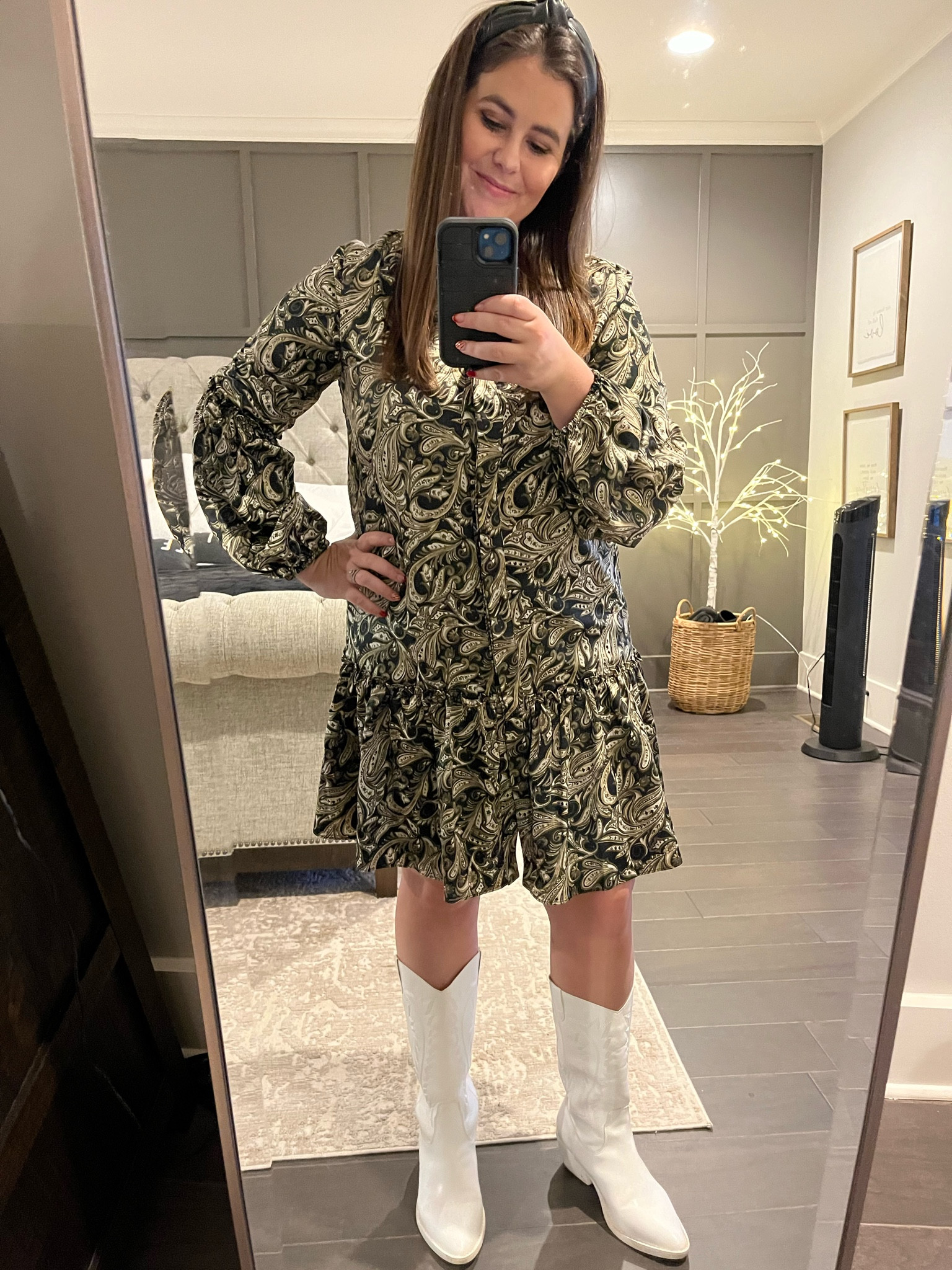 White western boots! Found at @tjmaxx #whiteboots #tjmaxx #outfit

#LTKfit #LTKshoecrush #LTKHoliday