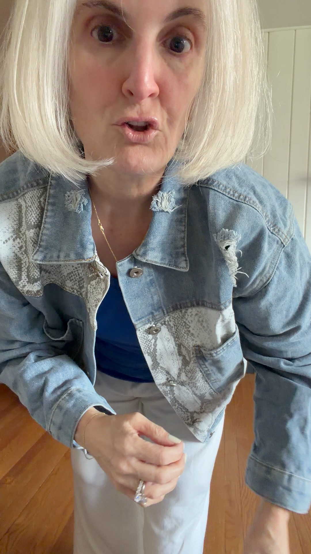 This jacket is so good! Lightweight and would be amazing w a dress or skirt 

#LTKMidsize #LTKPetite #LTKOver40