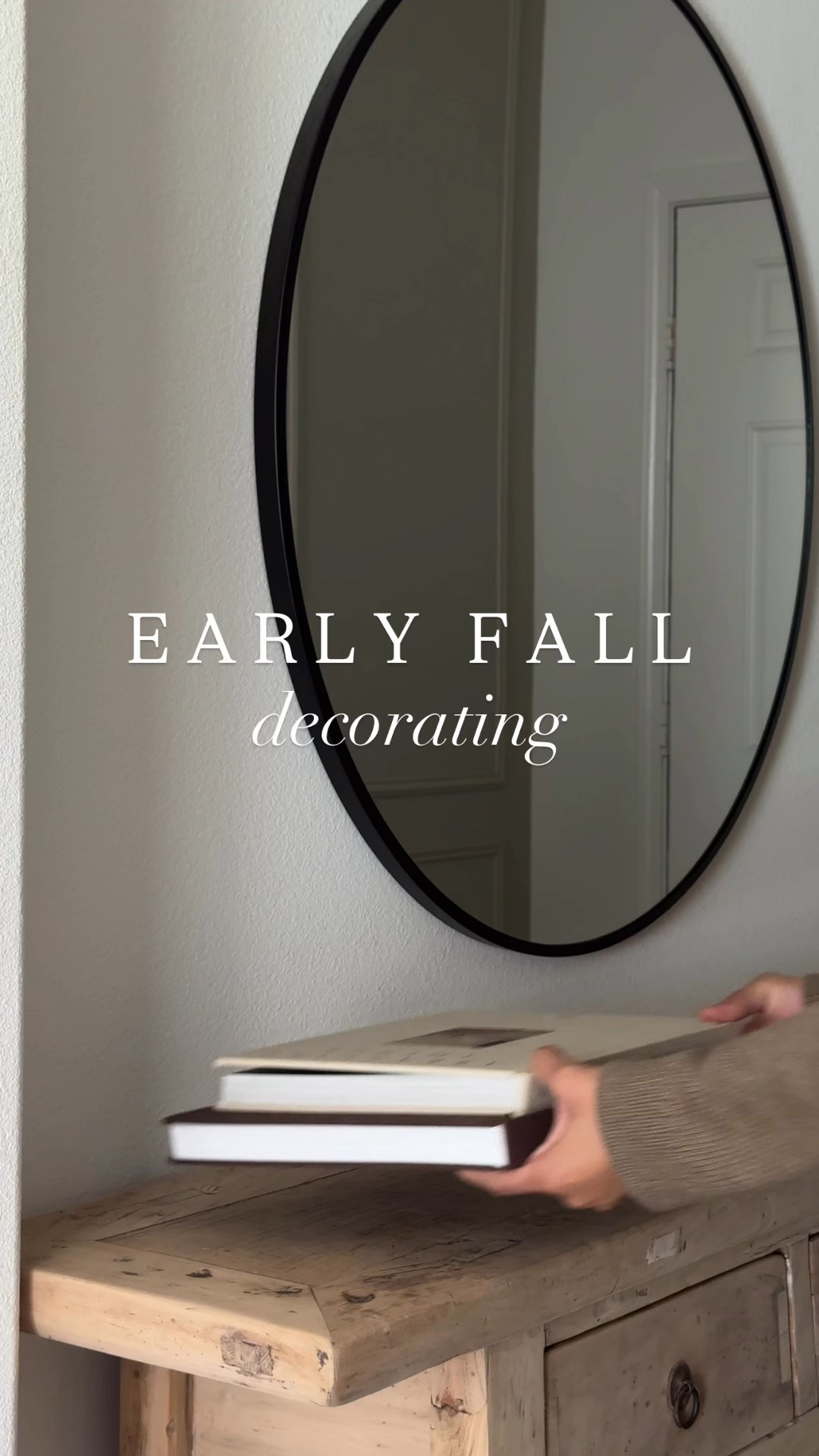 Early Console Styling 

Frame: HomeGoods
Console Table: FBMP
Blanket: Target
Cinnamon Sticks: Hobby Lobbyy