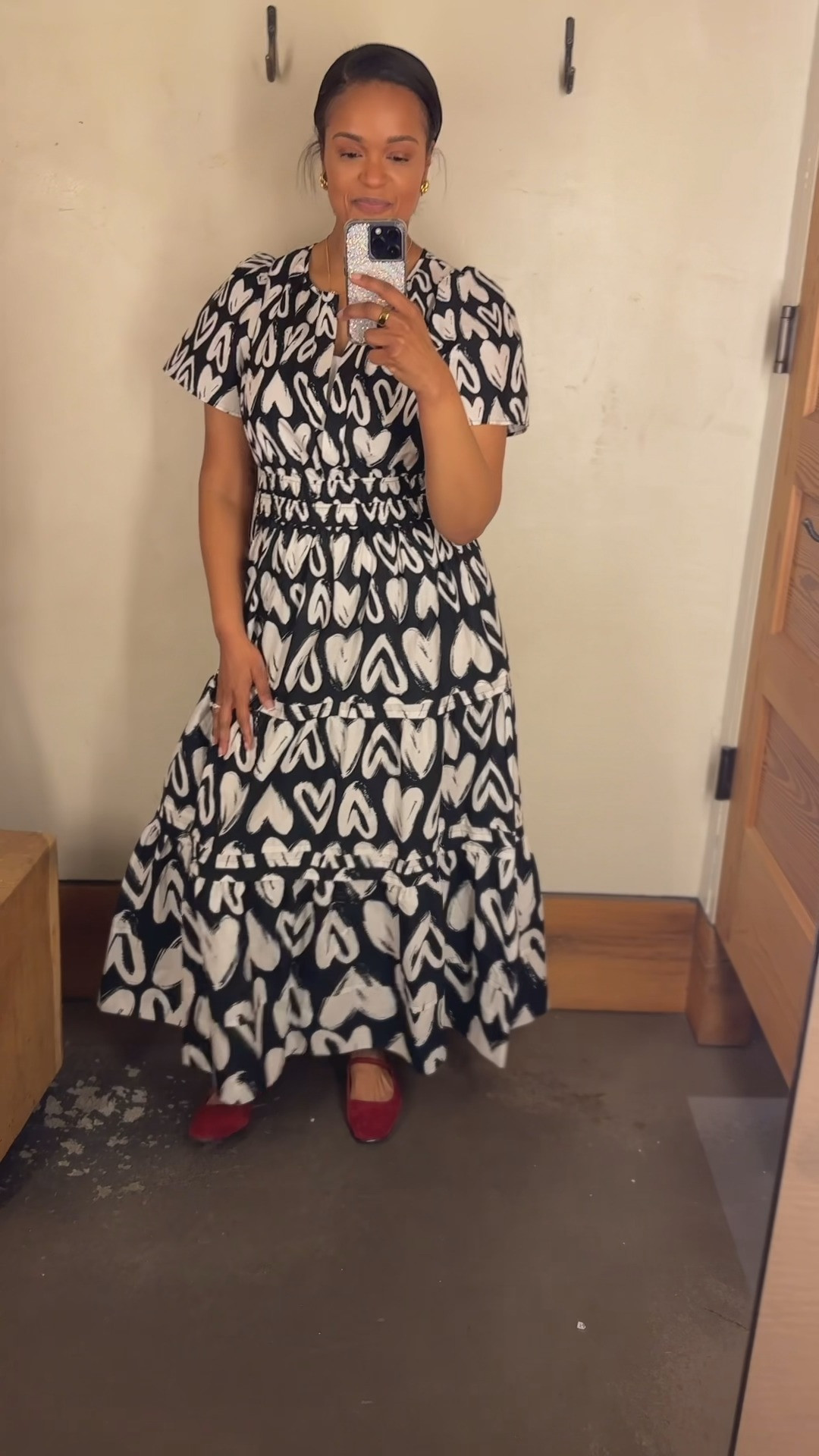 This is the cutest Valentine's Day dress! I love the ❤️!

a line dress, black and white dress, Valentine's Day Outfit idea 

 #LTKWatchNow #LTKSeasonal #LTKMidsize