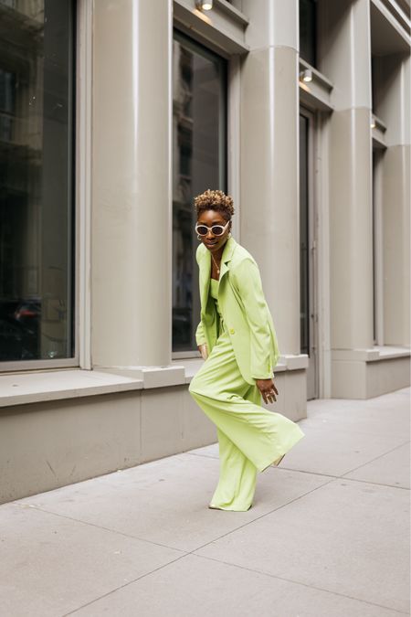 Gorgeous lime green suit to get you ready for spring 

#LTKstyletip #LTKfindsunder100 #LTKfindsunder50