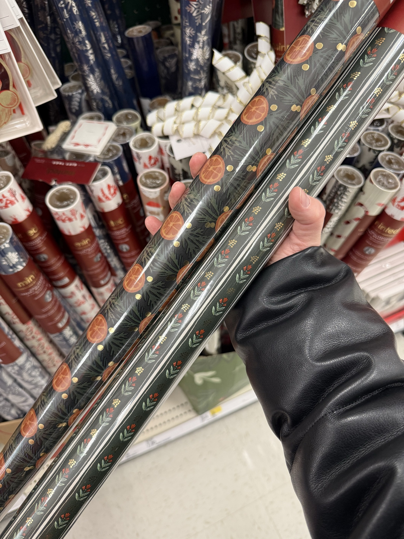 Minted wrapping paper 

#LTKSeasonal #LTKHome #LTKHoliday