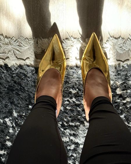 The shoe that, as predicted, is currently in heavy rotation… 

#LTKfindsunder100 #LTKstyletip #LTKshoecrush