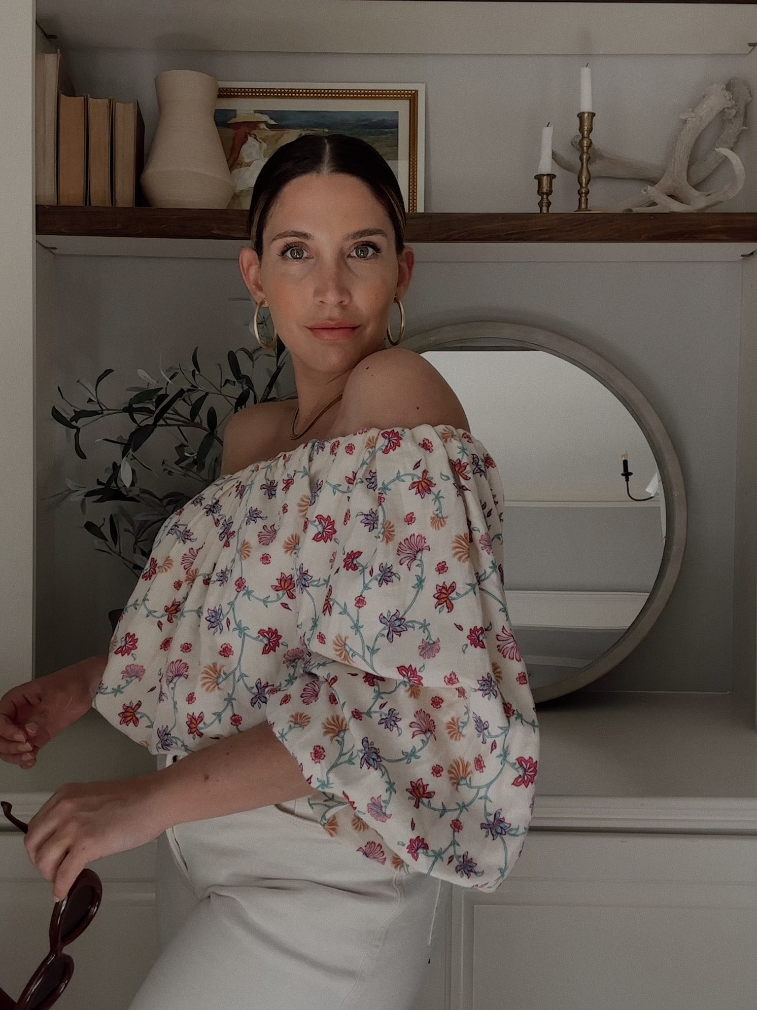 Found the top of my dreams!! This off the shoulder top is currently my new favorite ! Linked it in my bio s s stories. 




#LTKfindsunder50 #LTKstyletip #LTKSeasonal