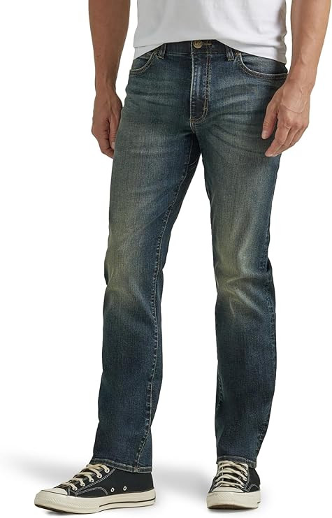 Lee Men's Extreme Motion Regular Straight Jean | Amazon (US)