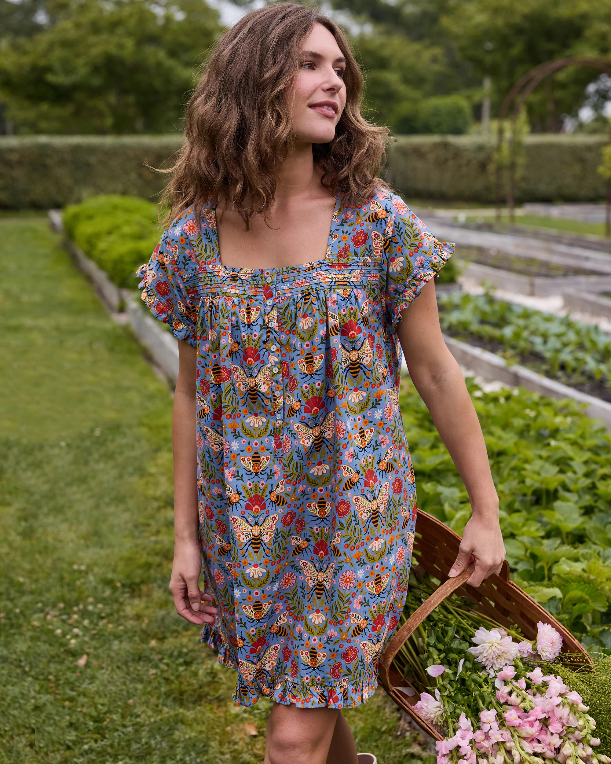 Bee Tapestry - Pintuck Nightgown - Delphinium Blue | Printfresh