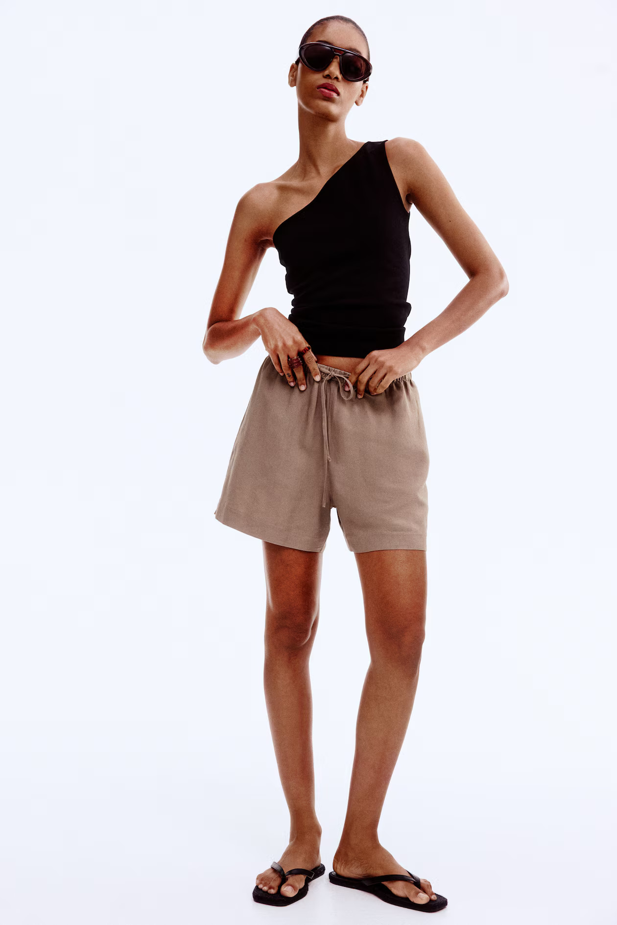 Linen-blend drawstring shorts | H&M (UK, MY, IN, SG, PH, TW, HK)