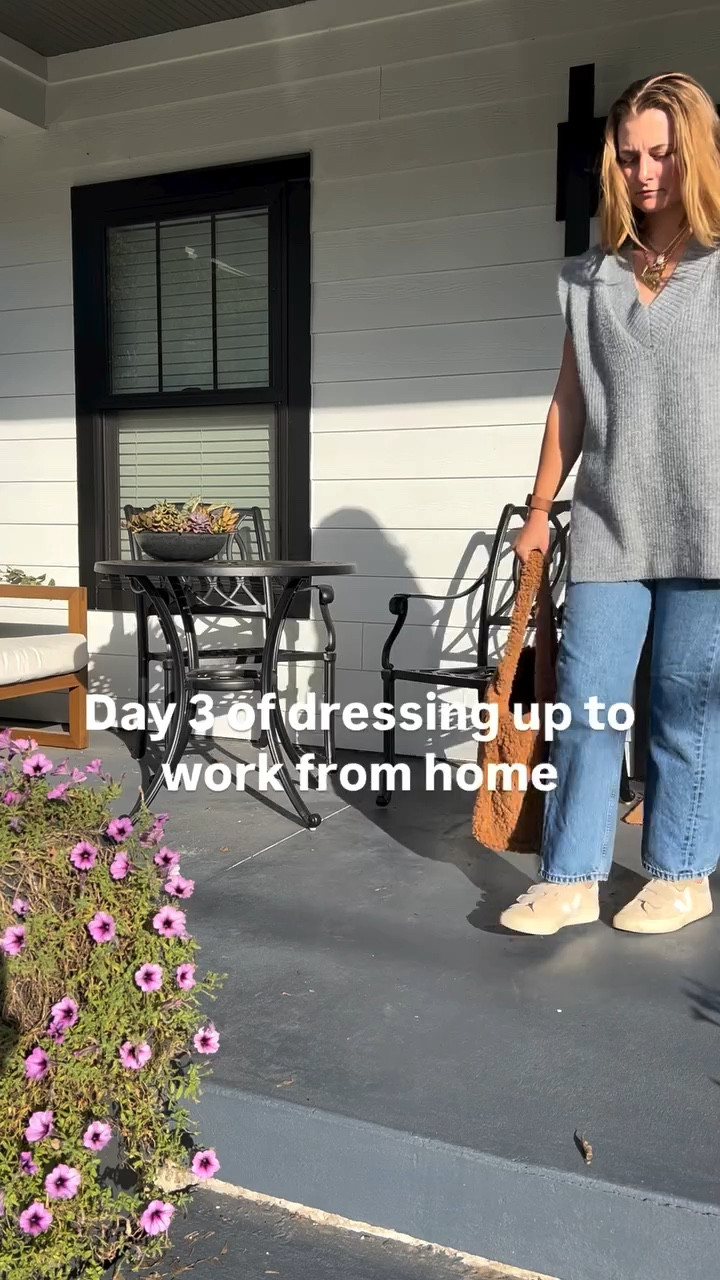 I’m more productive this way 😂

#autsbestdayever #workfromhome