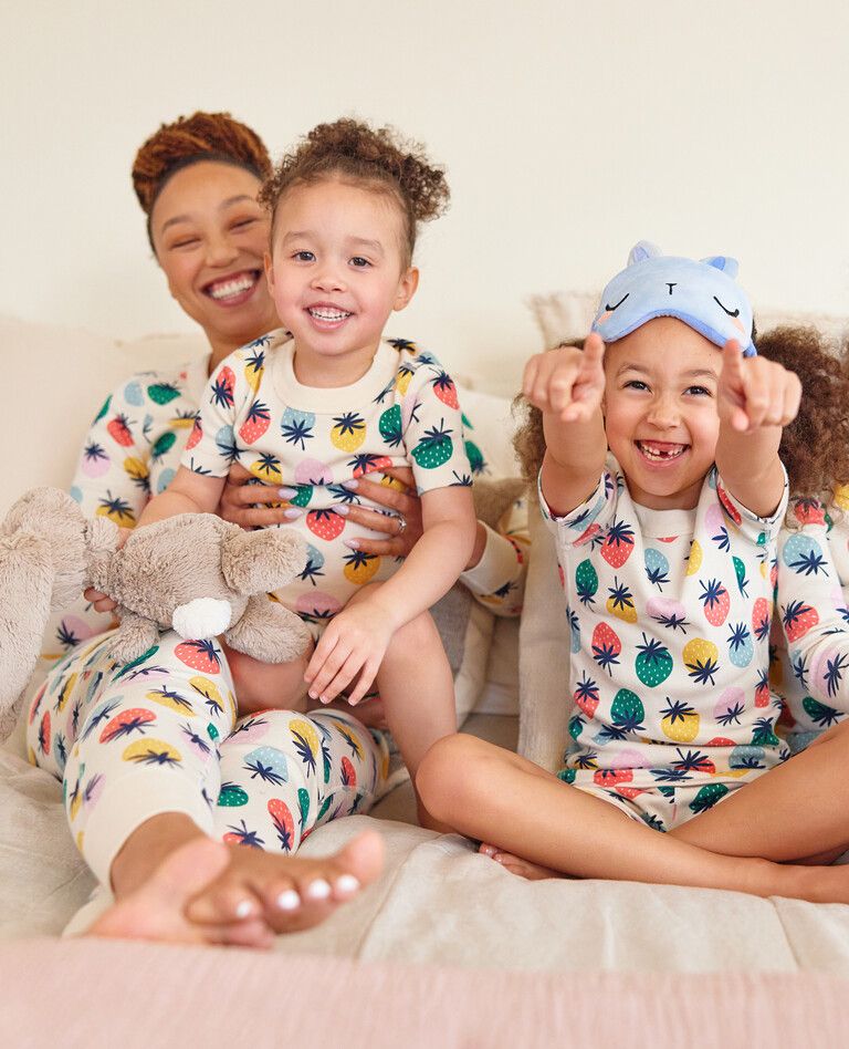 Sweet Summertime on Ecru Matching Mommy & Me Pajamas | Hanna Andersson