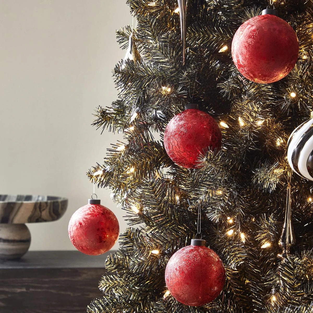 Red Textured Glass Ornament - Set of 4 | Z Gallerie