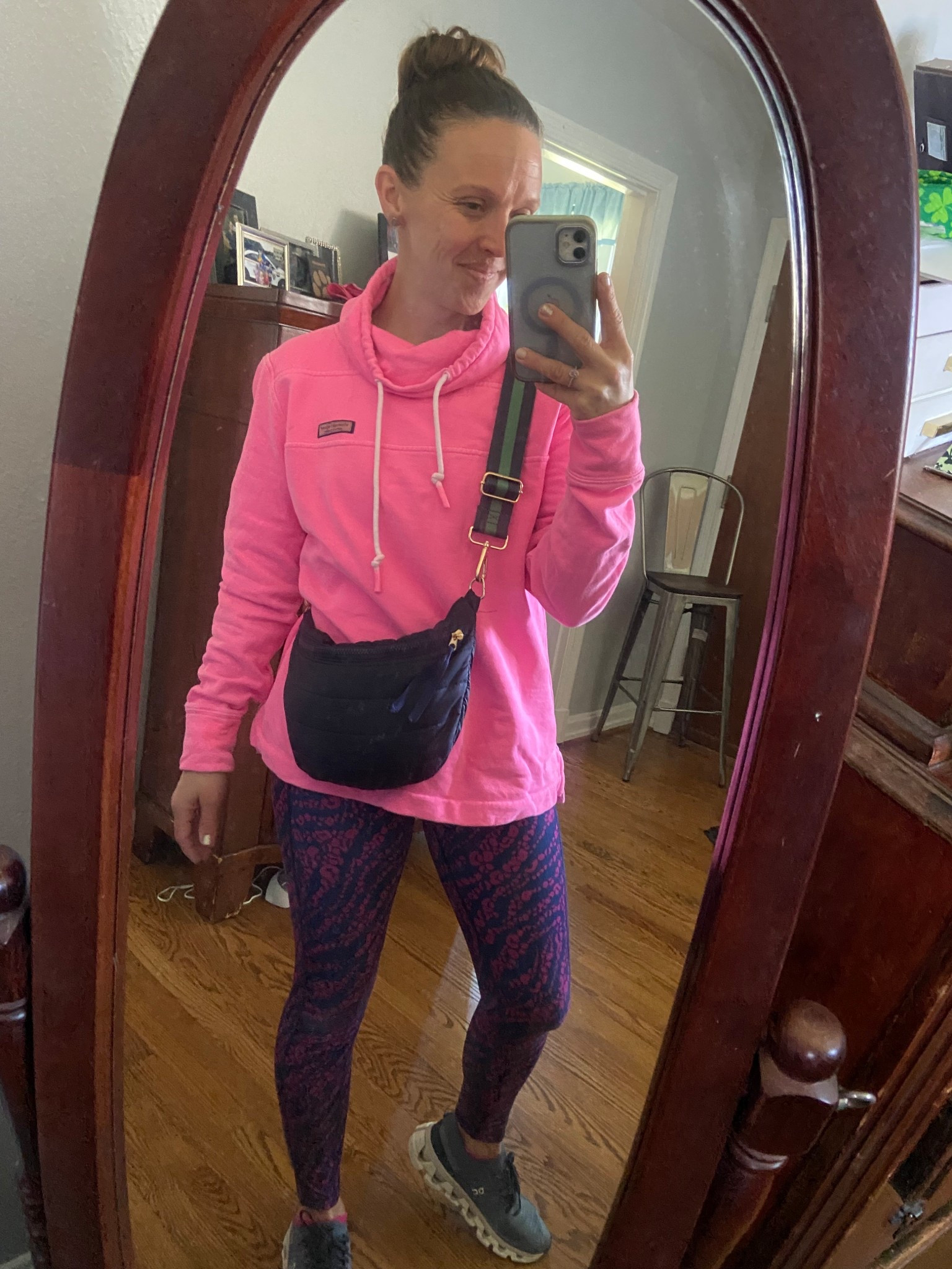 Crossbody - $17 quilted crossbody purse, comes in more colors. This holds the essentials and room fora few kid snacks, too. 


#giftsforher #crossbody #purse #quiltedpurse #under20 #budgetfriendly #amazon 


#LTKU #LTKOver40