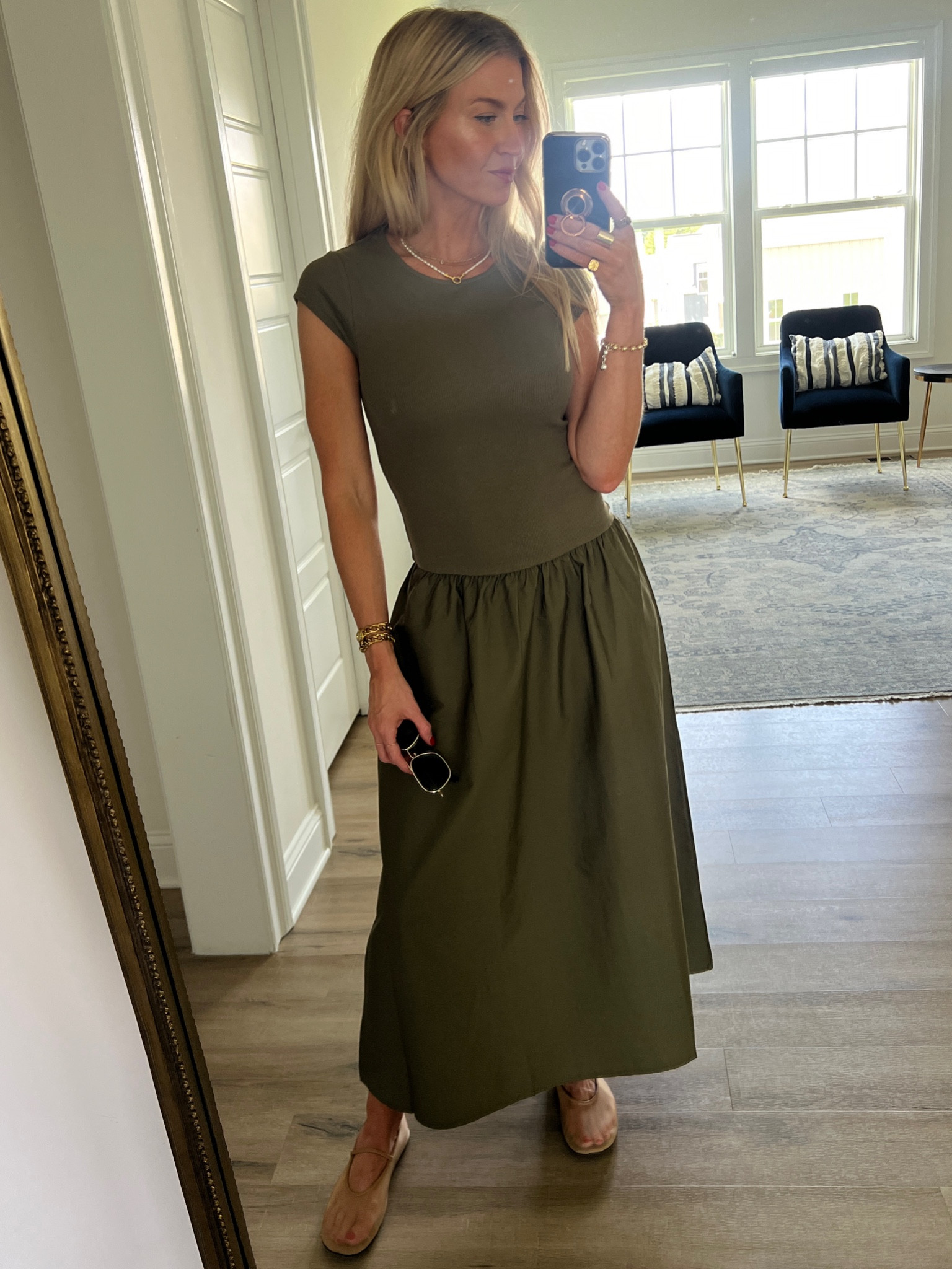 Olive green drop waist dress for fall 


#LTKstyletip #LTKSeasonal #LTKworkwear