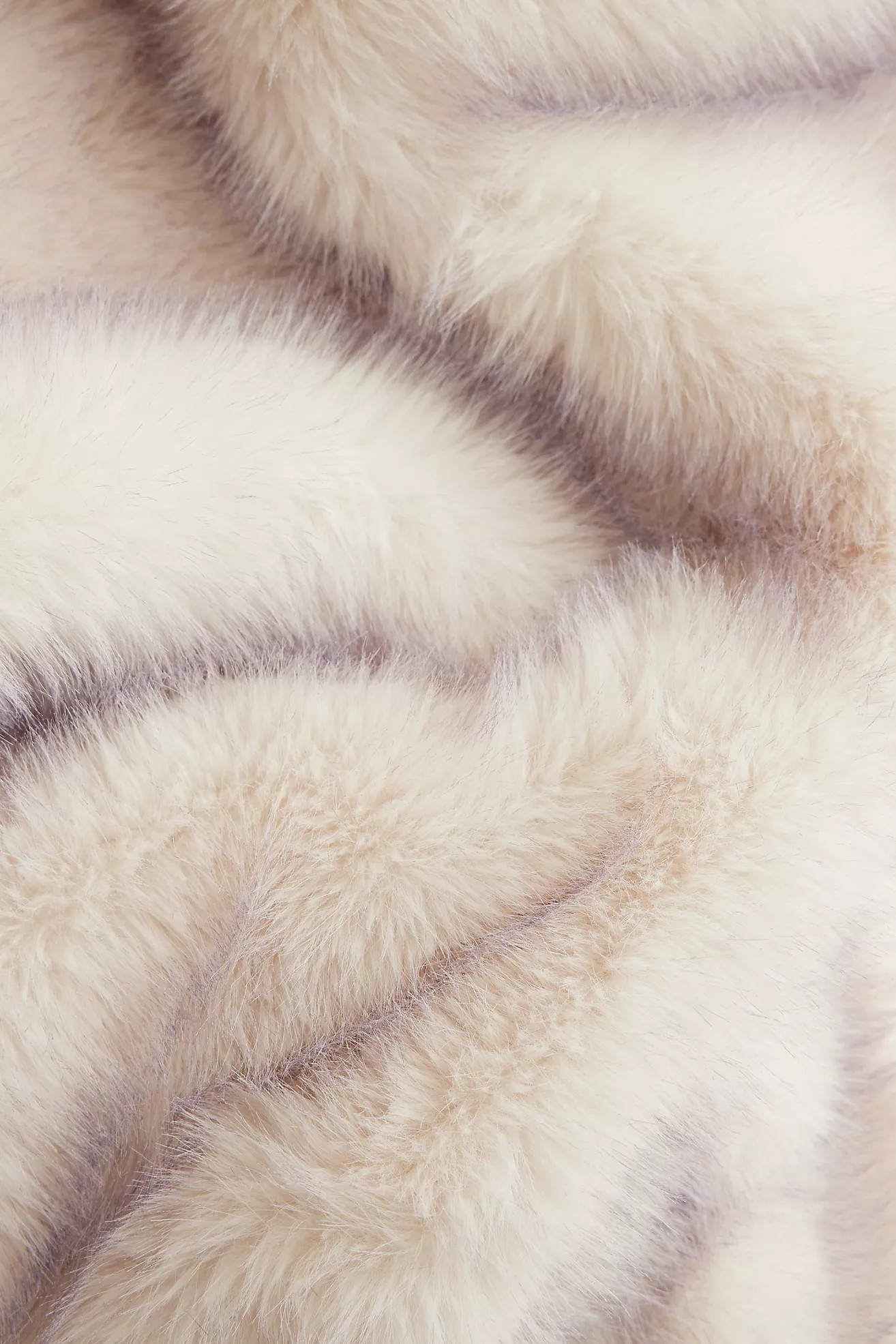 The Chloe Tipped Faux-Fur Throw Blanket | Anthropologie (UK)
